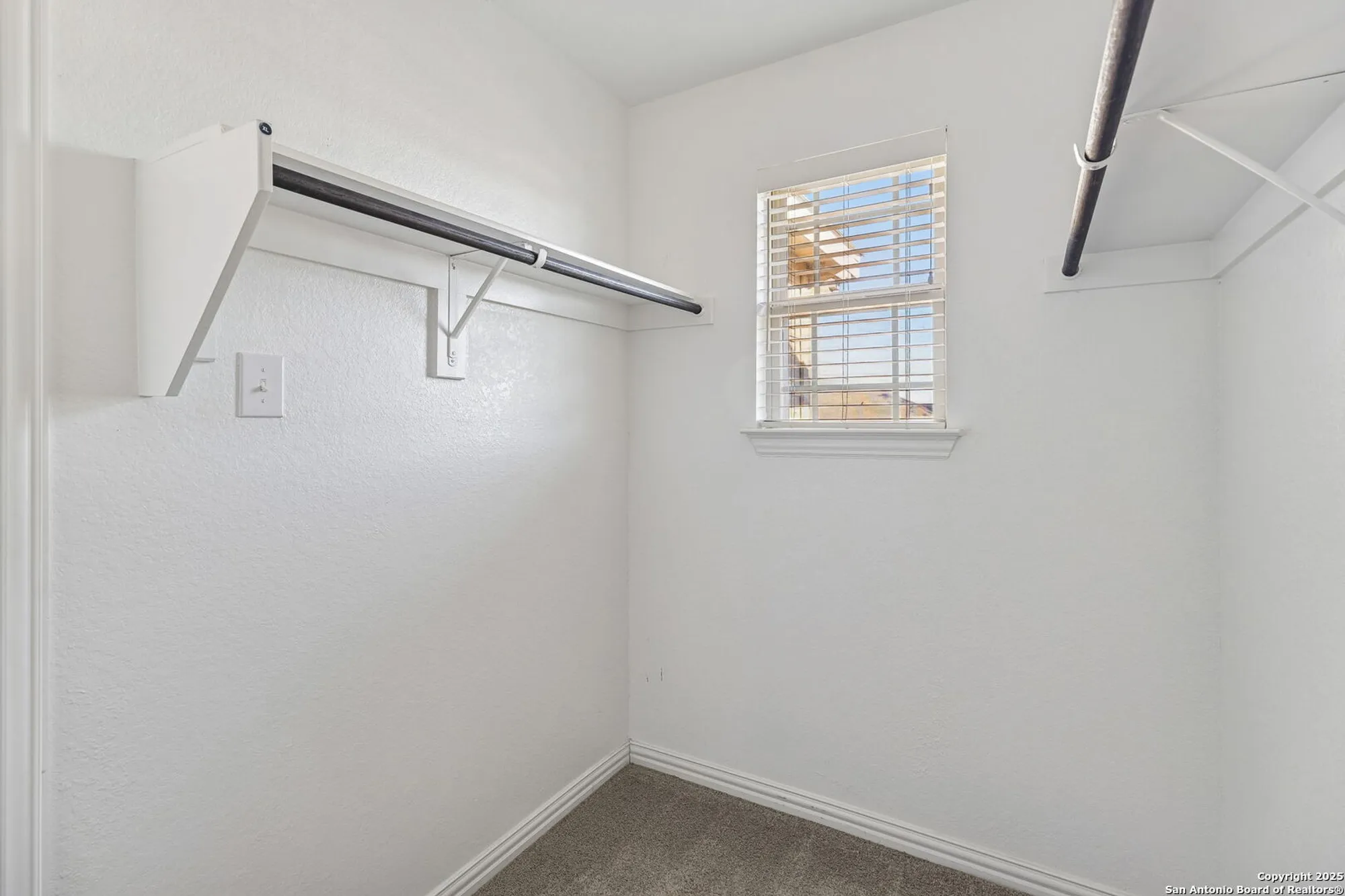 Property Slideshow image 6 of 29 | 629 jaboncillo st, New Braunfels, TX, 78132