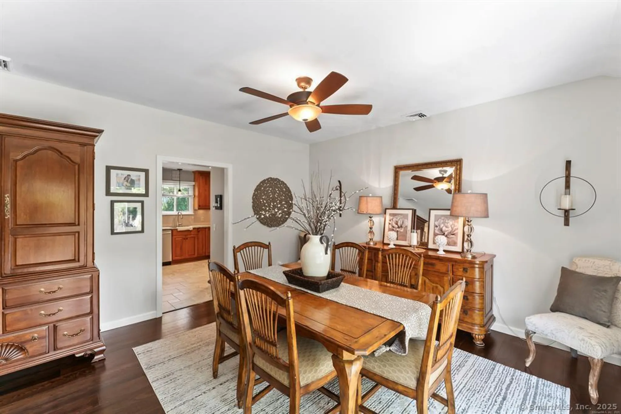 Property Slideshow image 5 of 15 | 139 heritage vlg b, Southbury, CT, 06488