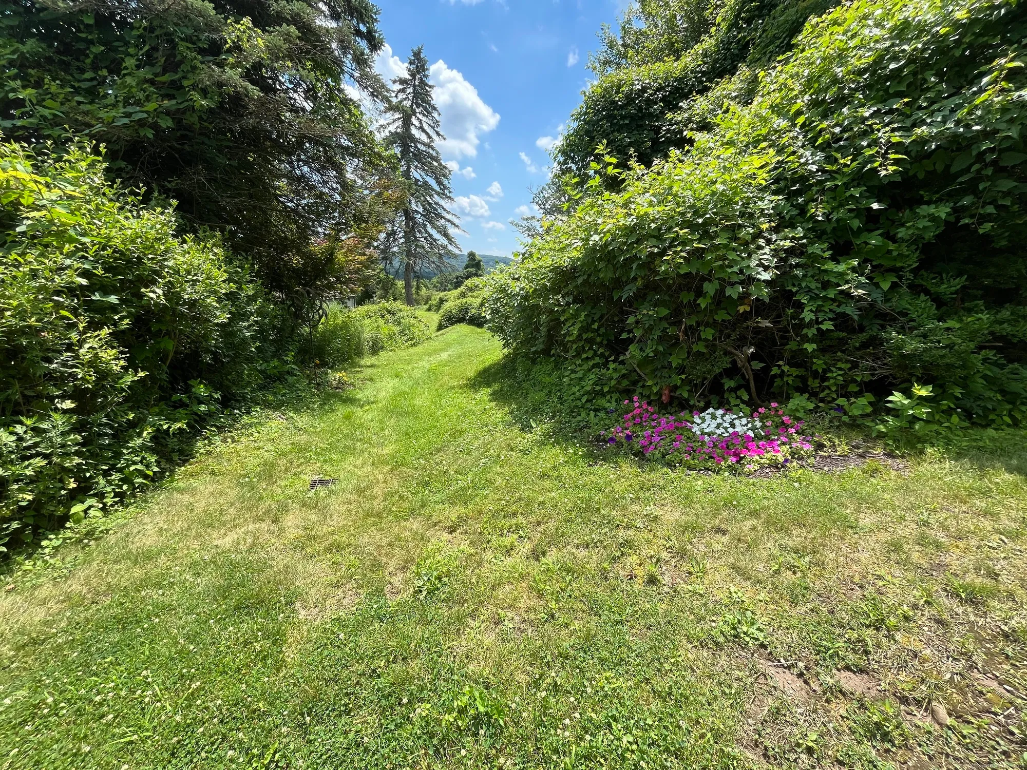 Property Slideshow image 24 of 24 | 198 heritage vlg a, Southbury, CT, 06488