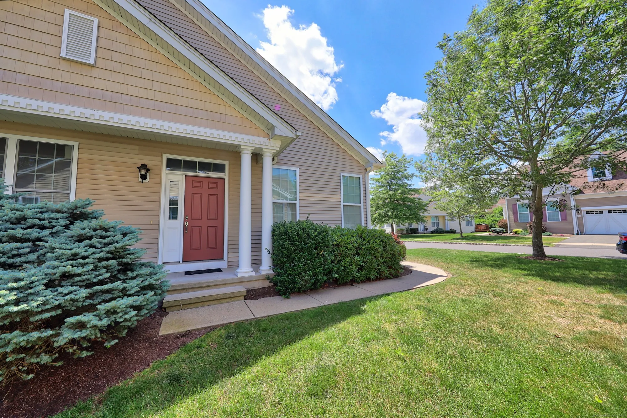 Property Slideshow image 37 of 39 | 9 lilac ln # 9, Prospect, CT, 06712