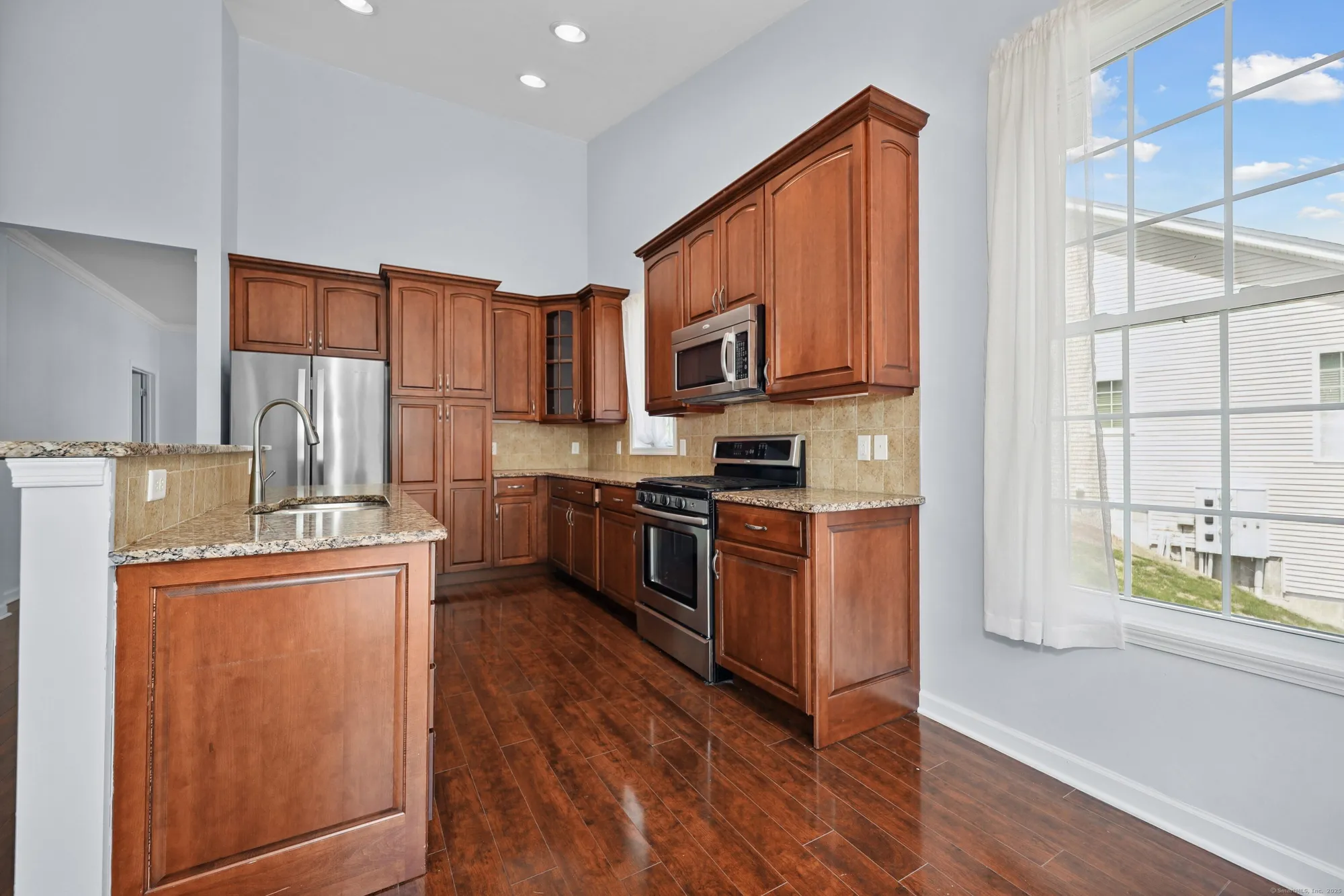 Property Slideshow image 13 of 39 | 9 lilac ln # 9, Prospect, CT, 06712