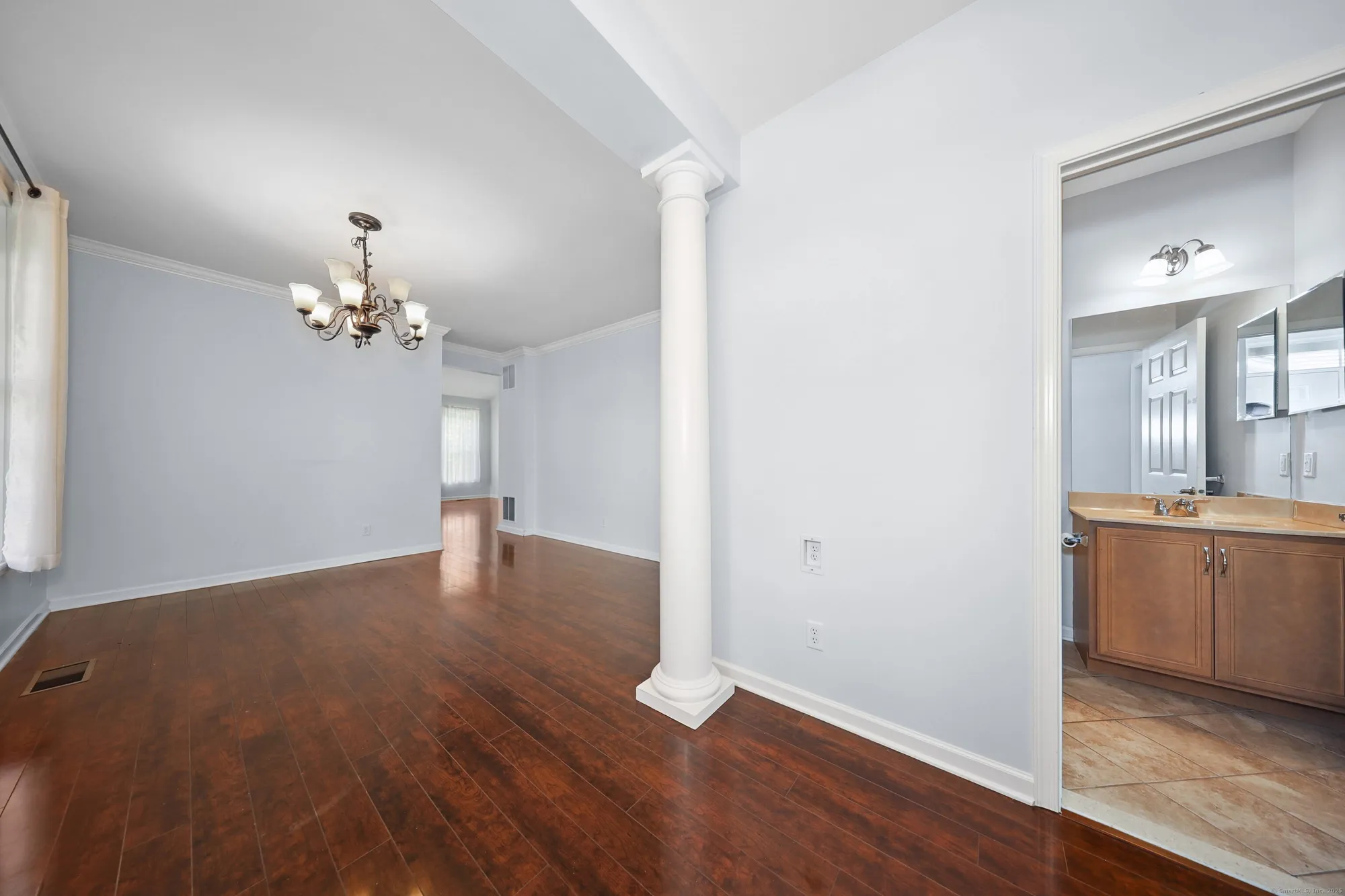 Property Slideshow image 22 of 39 | 9 lilac ln # 9, Prospect, CT, 06712