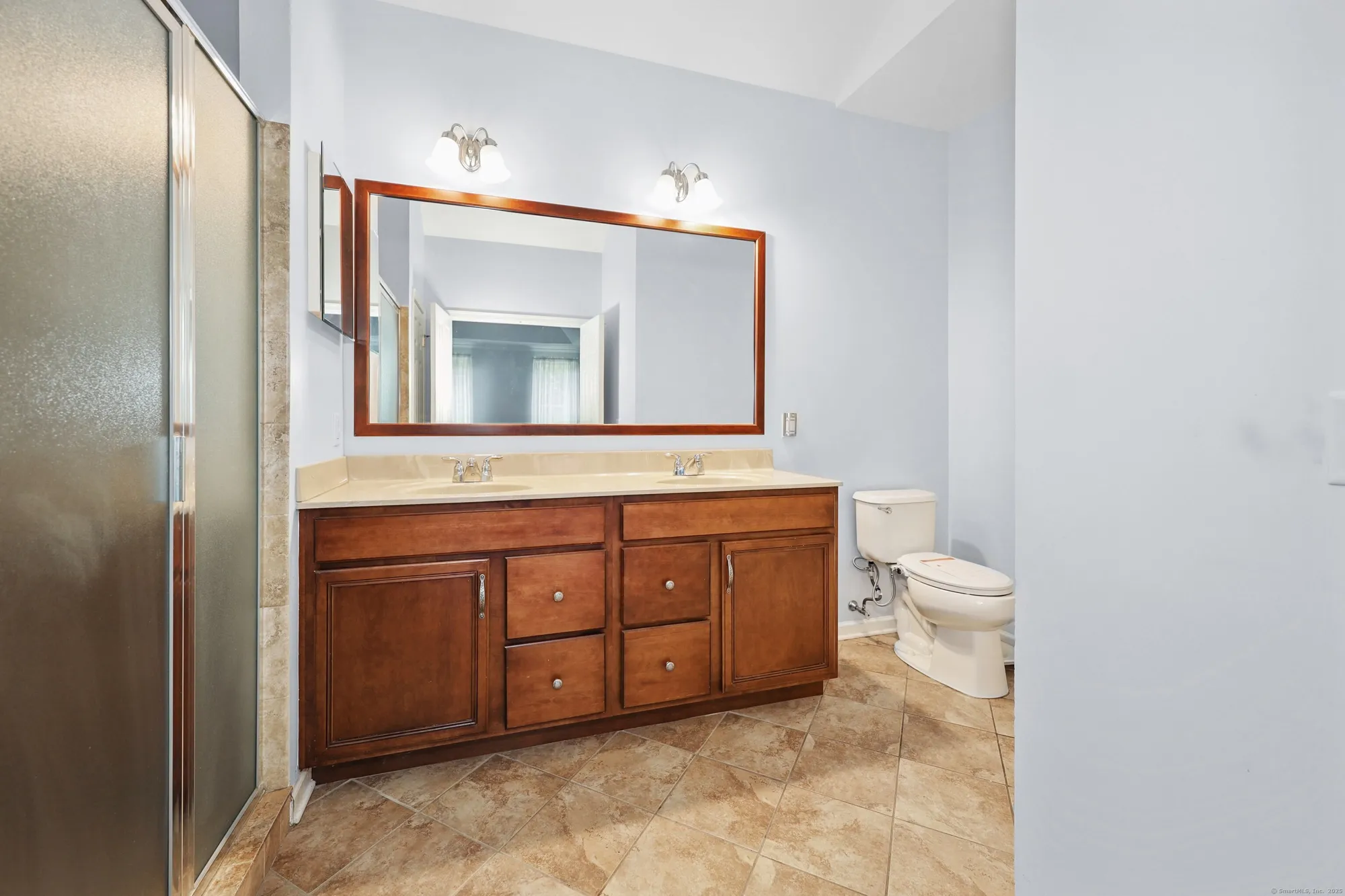 Property Slideshow image 28 of 39 | 9 lilac ln # 9, Prospect, CT, 06712