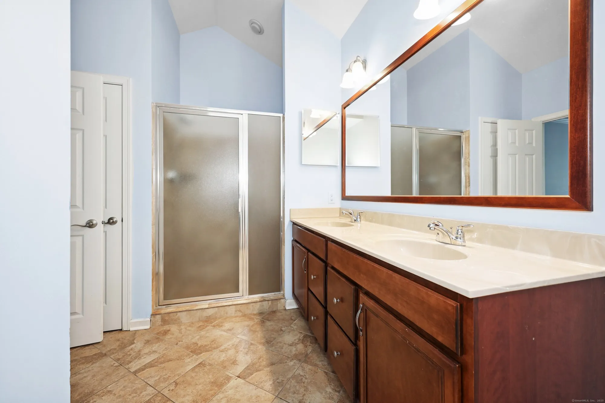 Property Slideshow image 29 of 39 | 9 lilac ln # 9, Prospect, CT, 06712