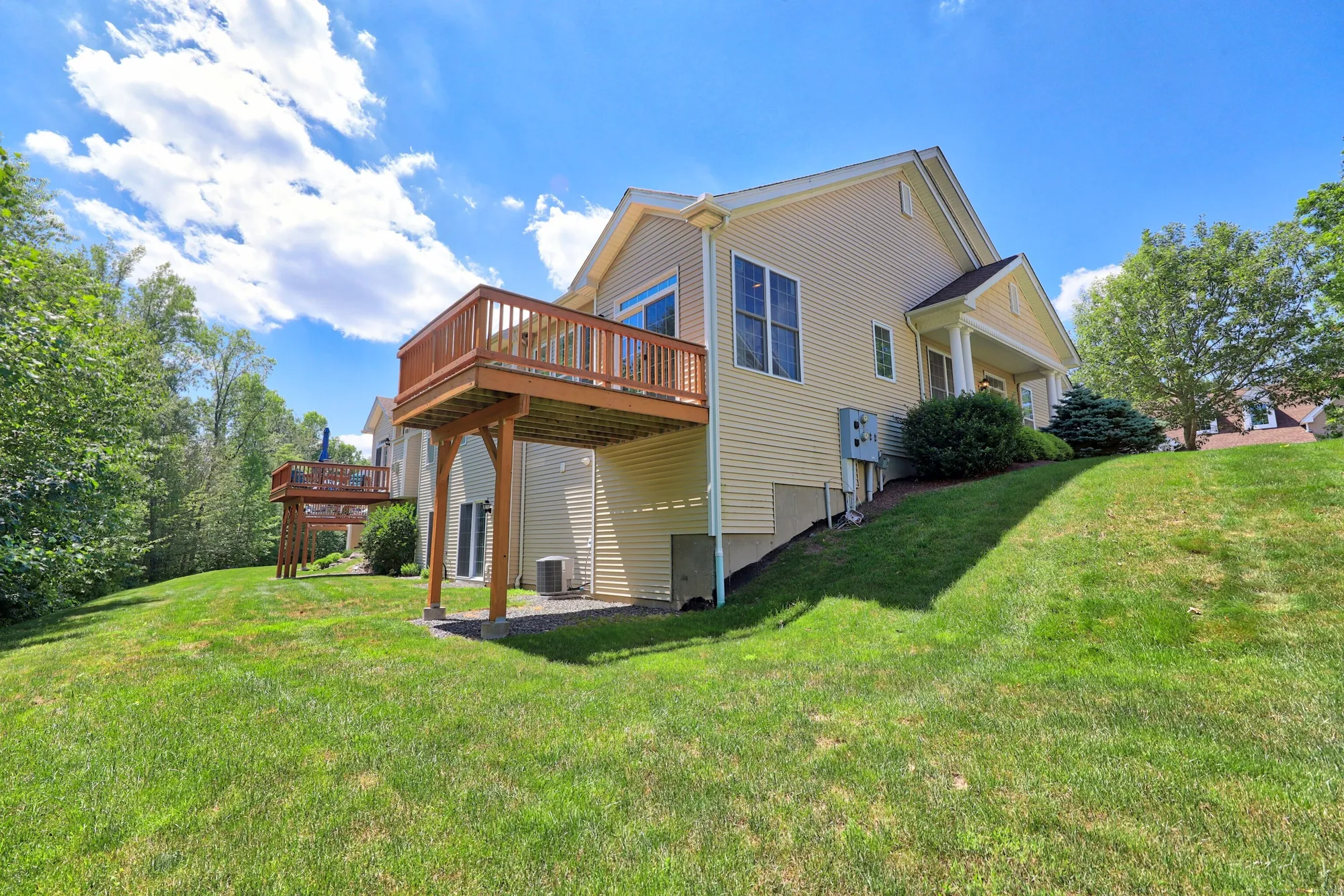 Property Slideshow image 35 of 39 | 9 lilac ln # 9, Prospect, CT, 06712