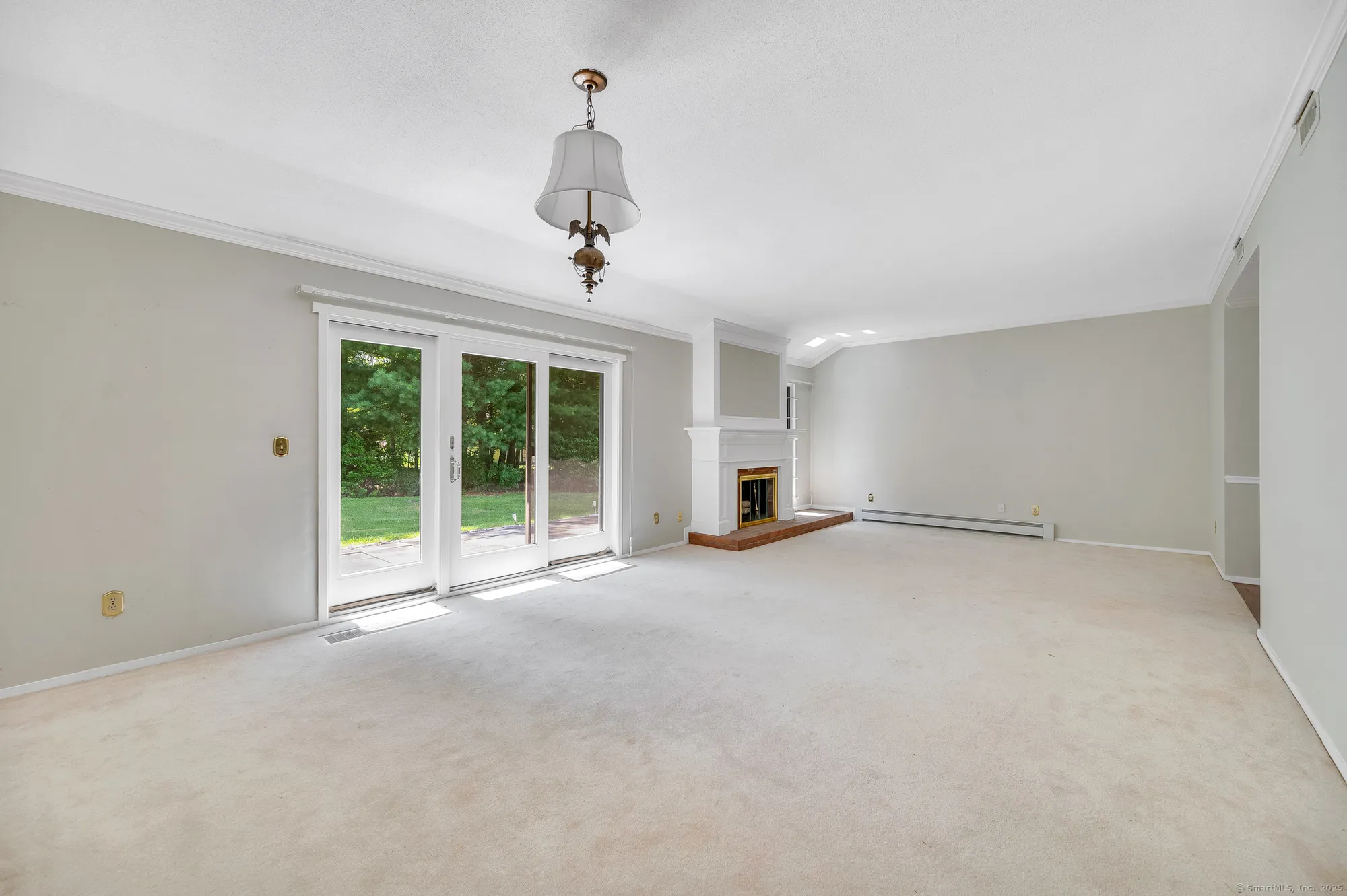 Property Slideshow image 14 of 34 | 999 heritage vlg b, Southbury, CT, 06488
