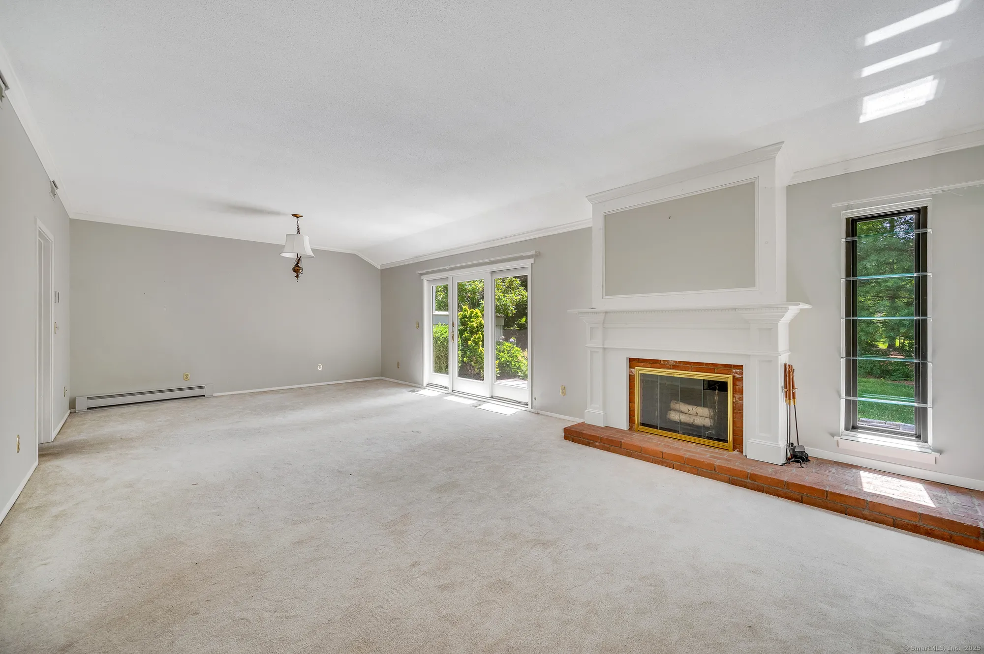 Property Slideshow image 15 of 34 | 999 heritage vlg b, Southbury, CT, 06488