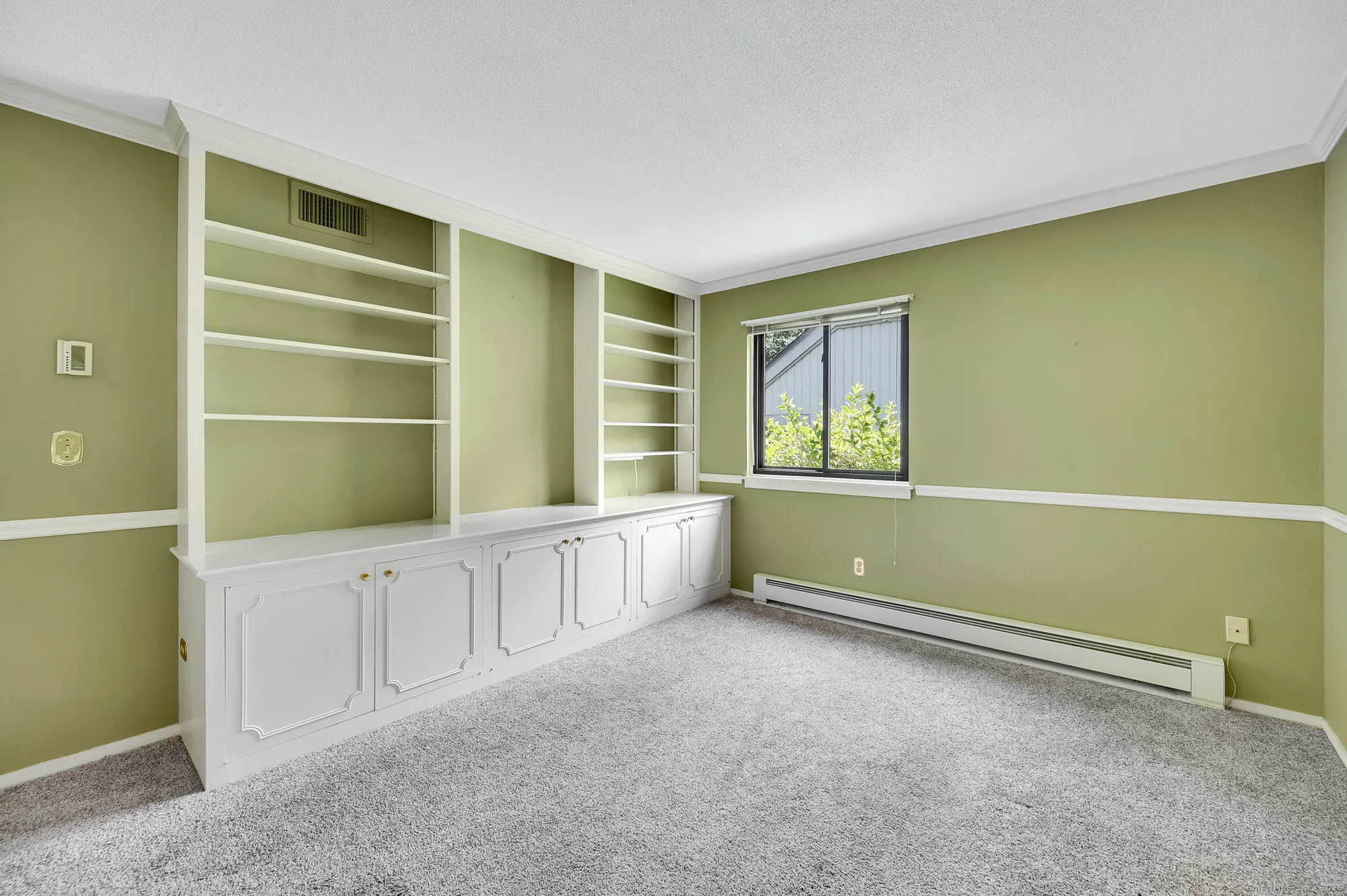 Property Slideshow image 26 of 34 | 999 heritage vlg b, Southbury, CT, 06488