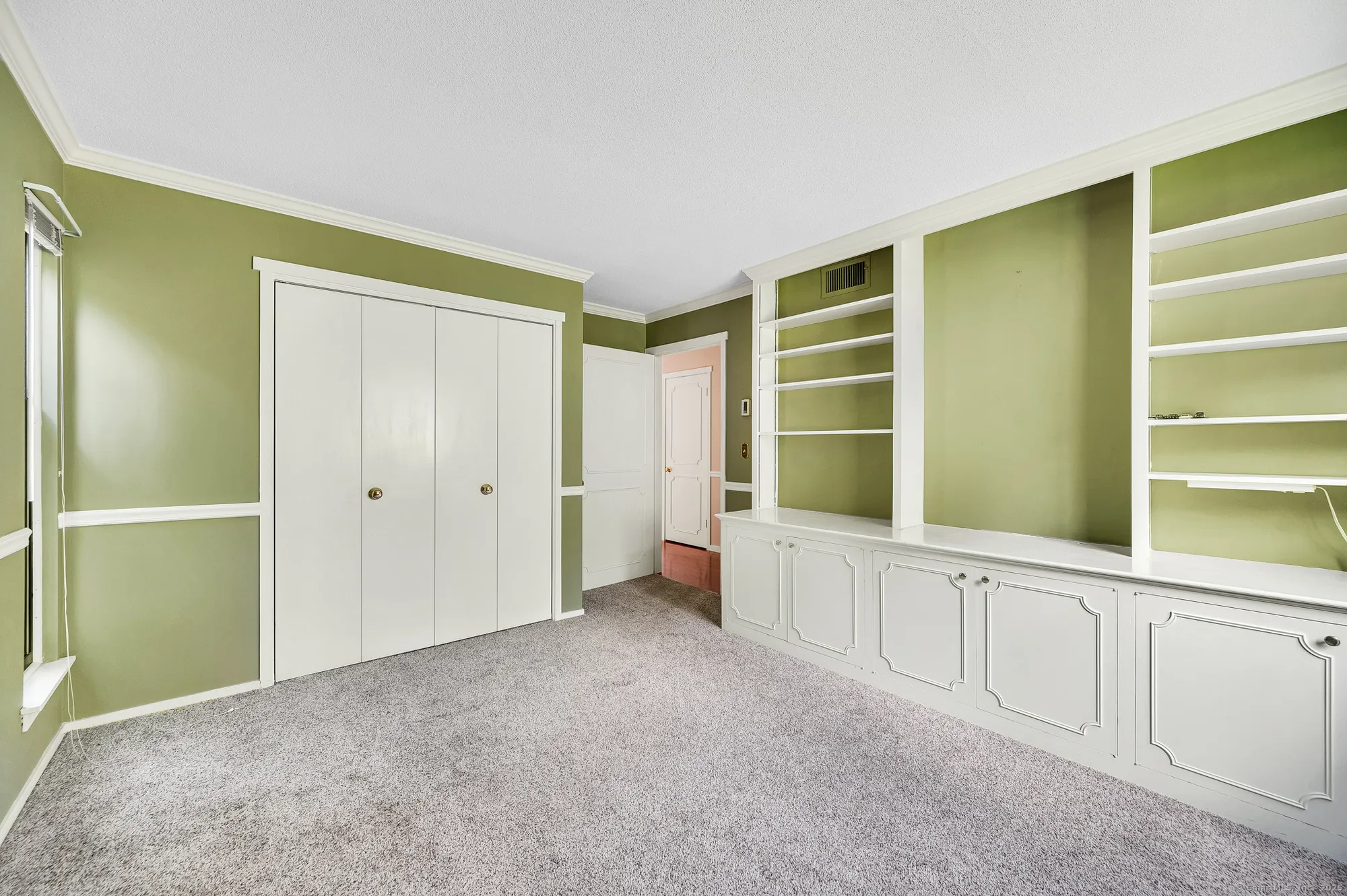 Property Slideshow image 28 of 34 | 999 heritage vlg b, Southbury, CT, 06488