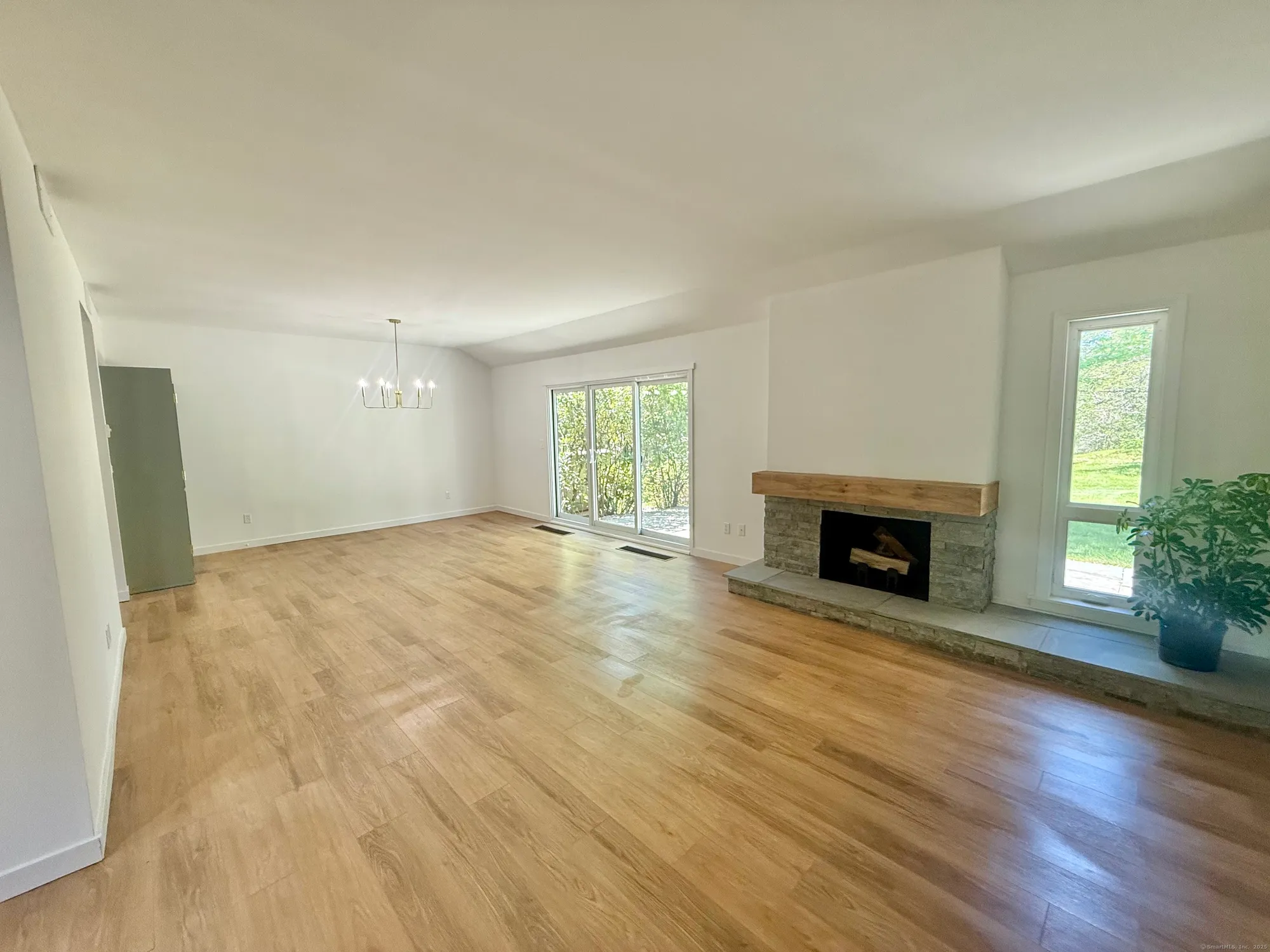 Property Slideshow image 10 of 25 | 740 heritage vlg b, Southbury, CT, 06488