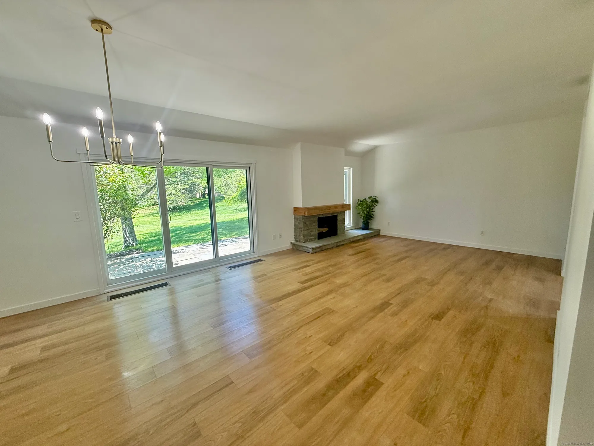 Property Slideshow image 11 of 25 | 740 heritage vlg b, Southbury, CT, 06488