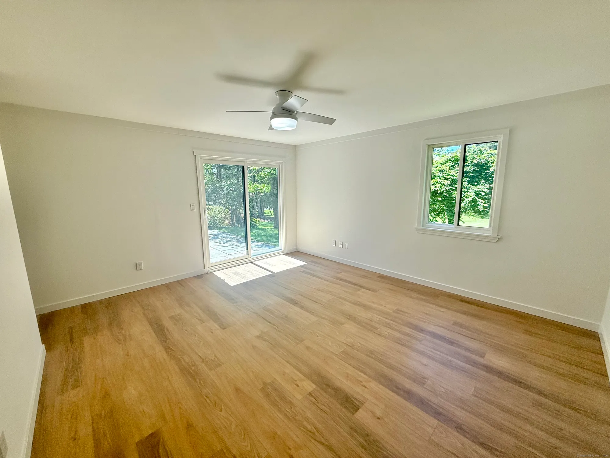 Property Slideshow image 13 of 25 | 740 heritage vlg b, Southbury, CT, 06488