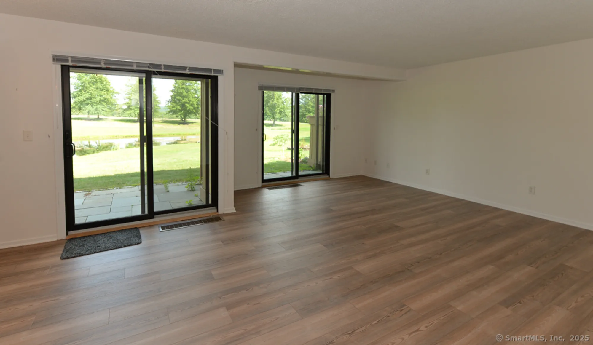 Property Slideshow image 3 of 17 | 419 heritage vlg b, Southbury, CT, 06488