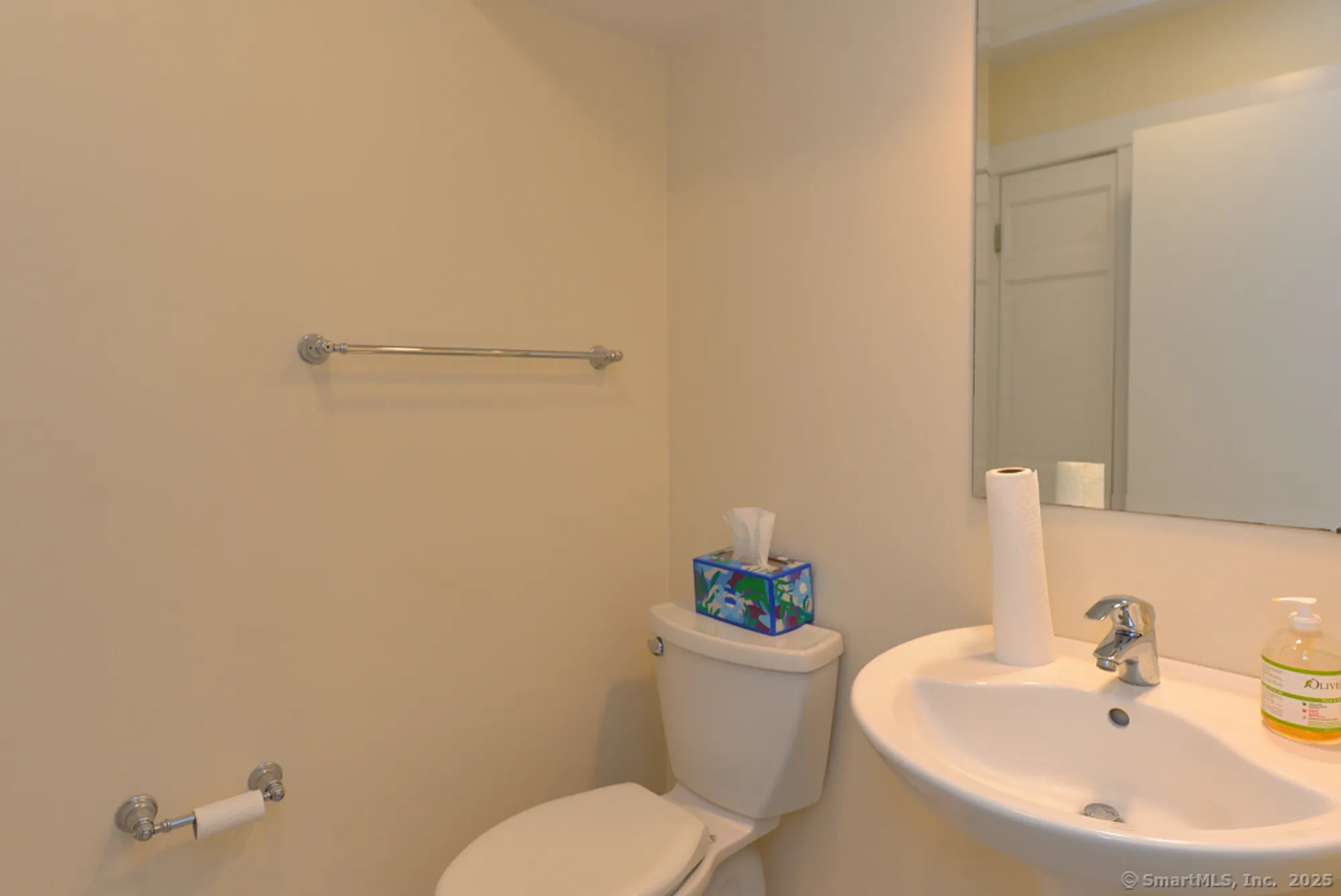 Property Slideshow image 12 of 17 | 419 heritage vlg b, Southbury, CT, 06488