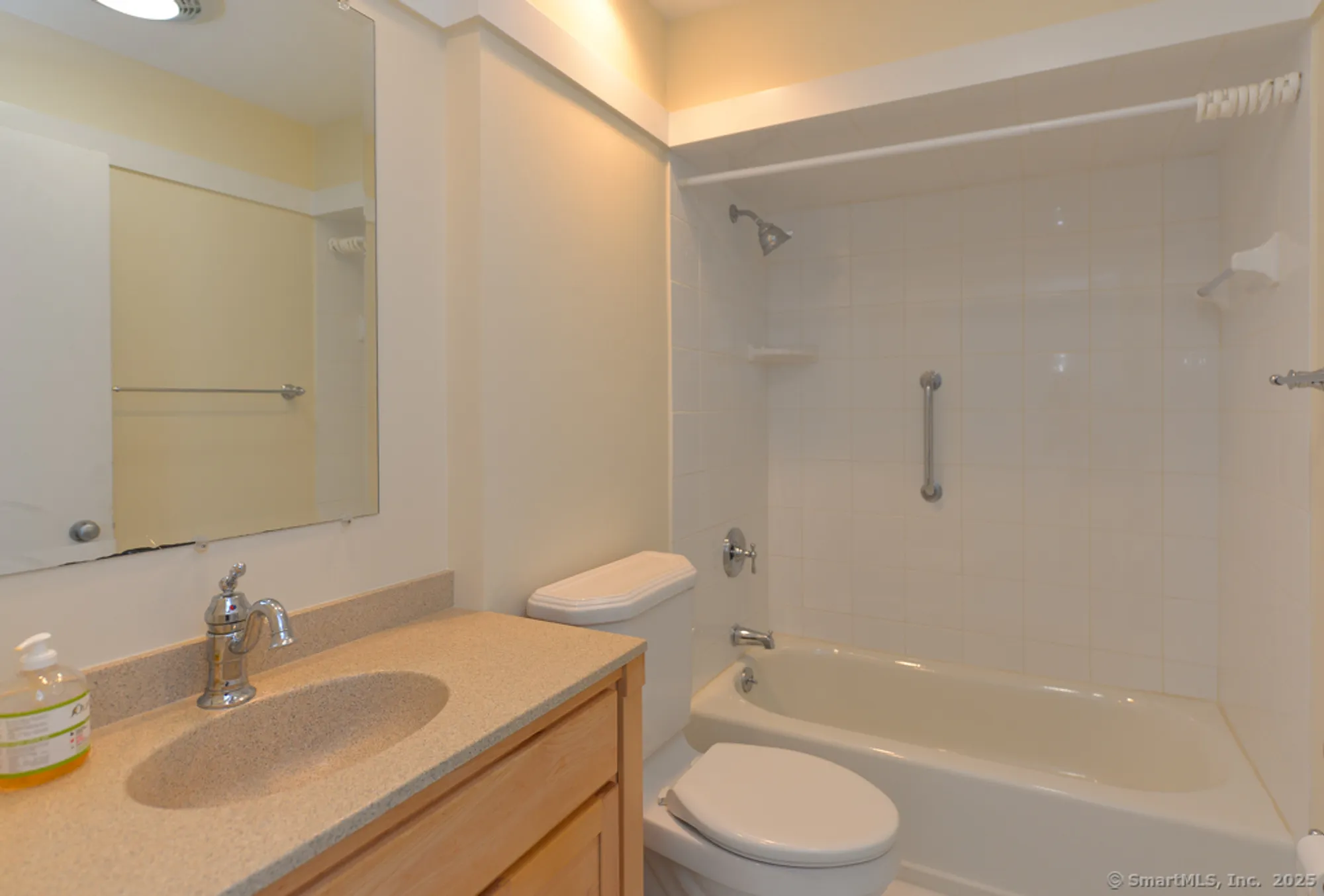 Property Slideshow image 10 of 17 | 419 heritage vlg b, Southbury, CT, 06488