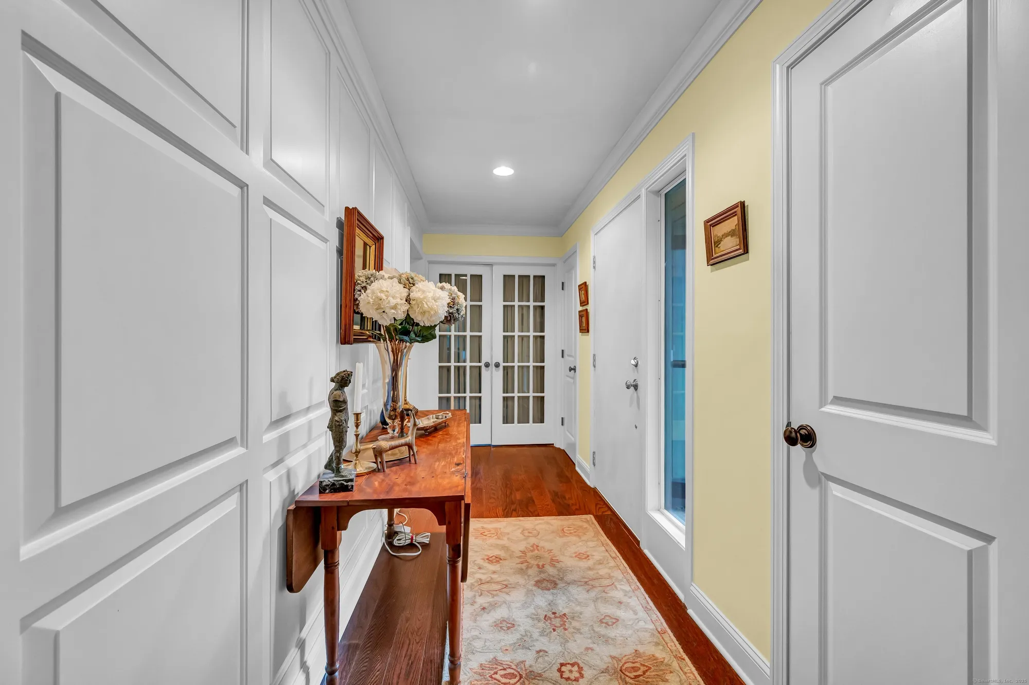 Property Slideshow image 2 of 19 | 123 heritage vlg b, Southbury, CT, 06488