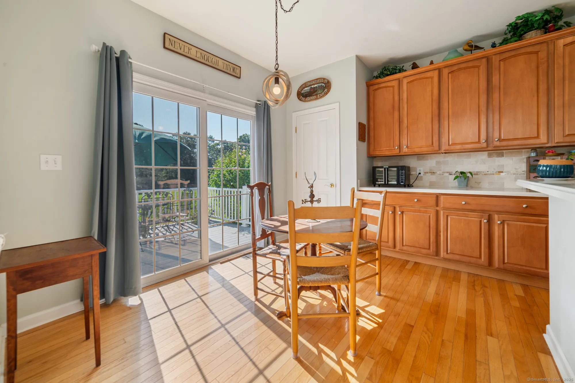 Property Slideshow image 14 of 40 | 185 country club dr # 185, Oxford, CT, 06478