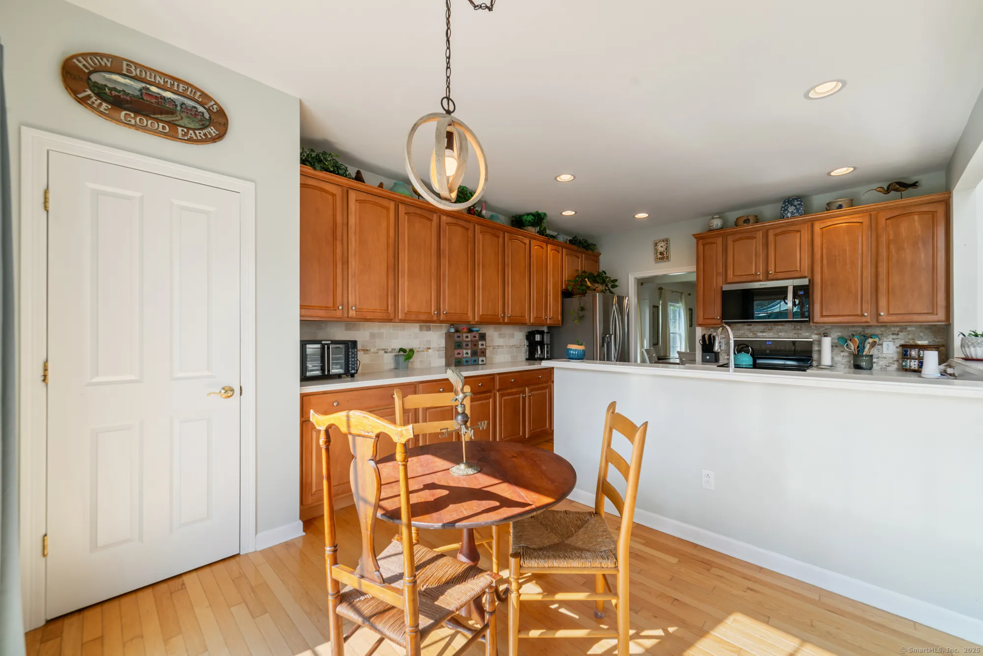 Property Slideshow image 17 of 40 | 185 country club dr # 185, Oxford, CT, 06478