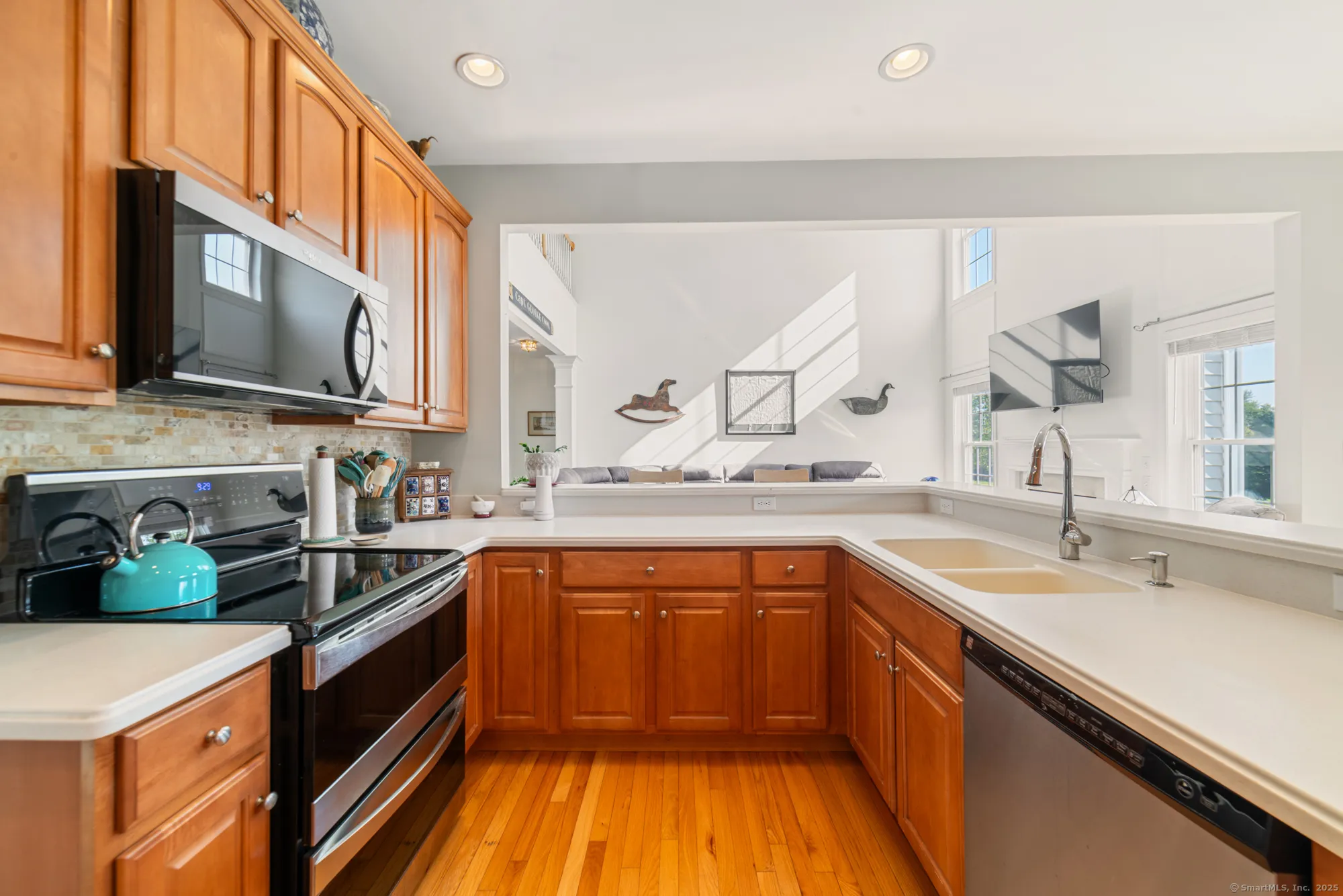 Property Slideshow image 18 of 40 | 185 country club dr # 185, Oxford, CT, 06478