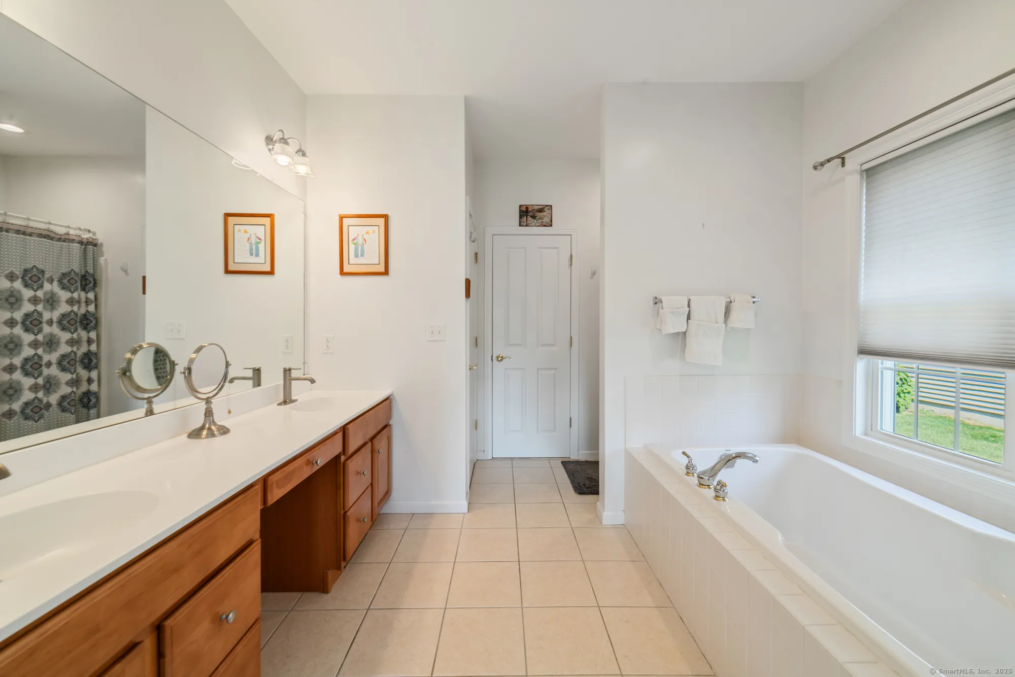 Property Slideshow image 24 of 40 | 185 country club dr # 185, Oxford, CT, 06478