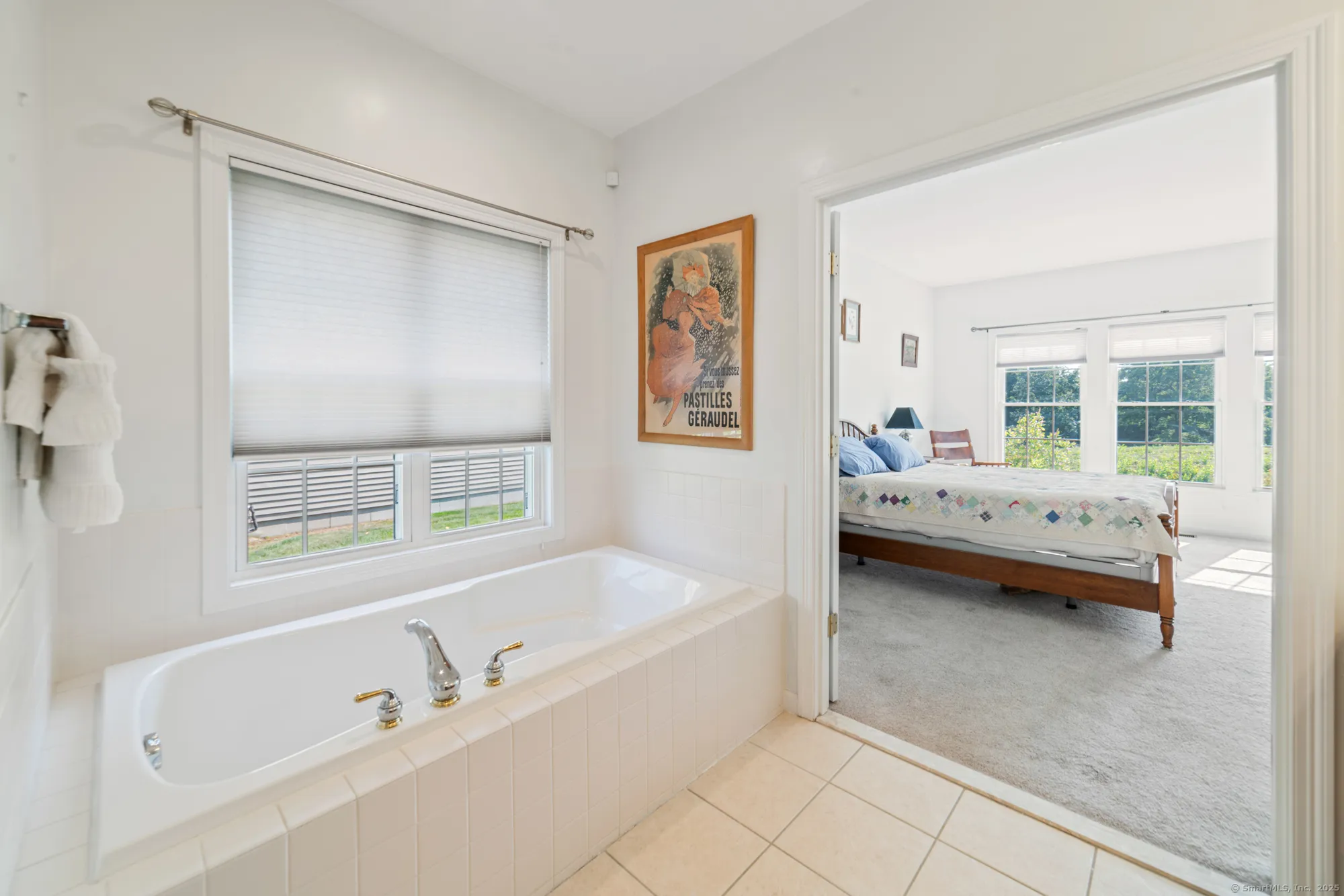 Property Slideshow image 27 of 40 | 185 country club dr # 185, Oxford, CT, 06478