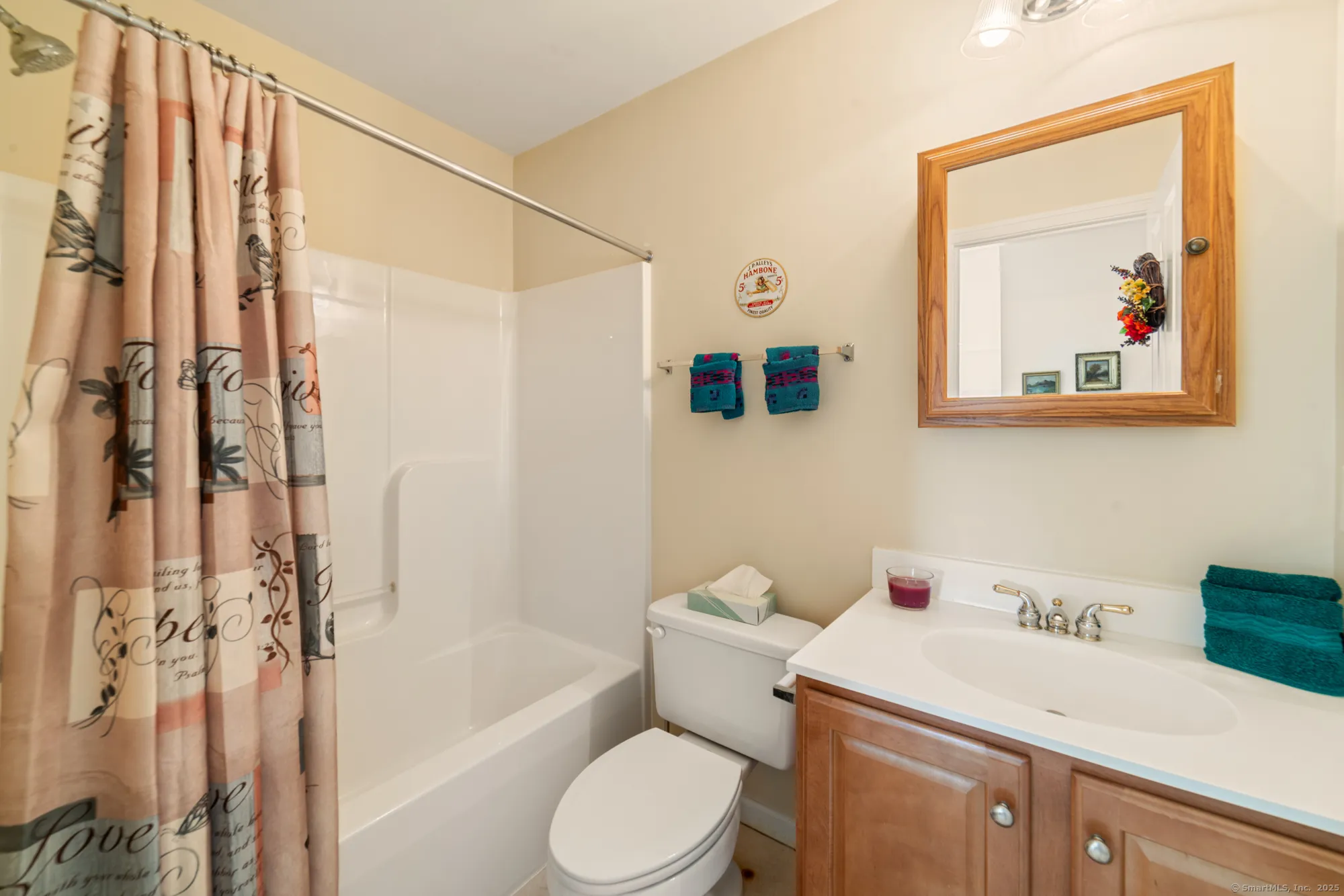 Property Slideshow image 33 of 40 | 185 country club dr # 185, Oxford, CT, 06478