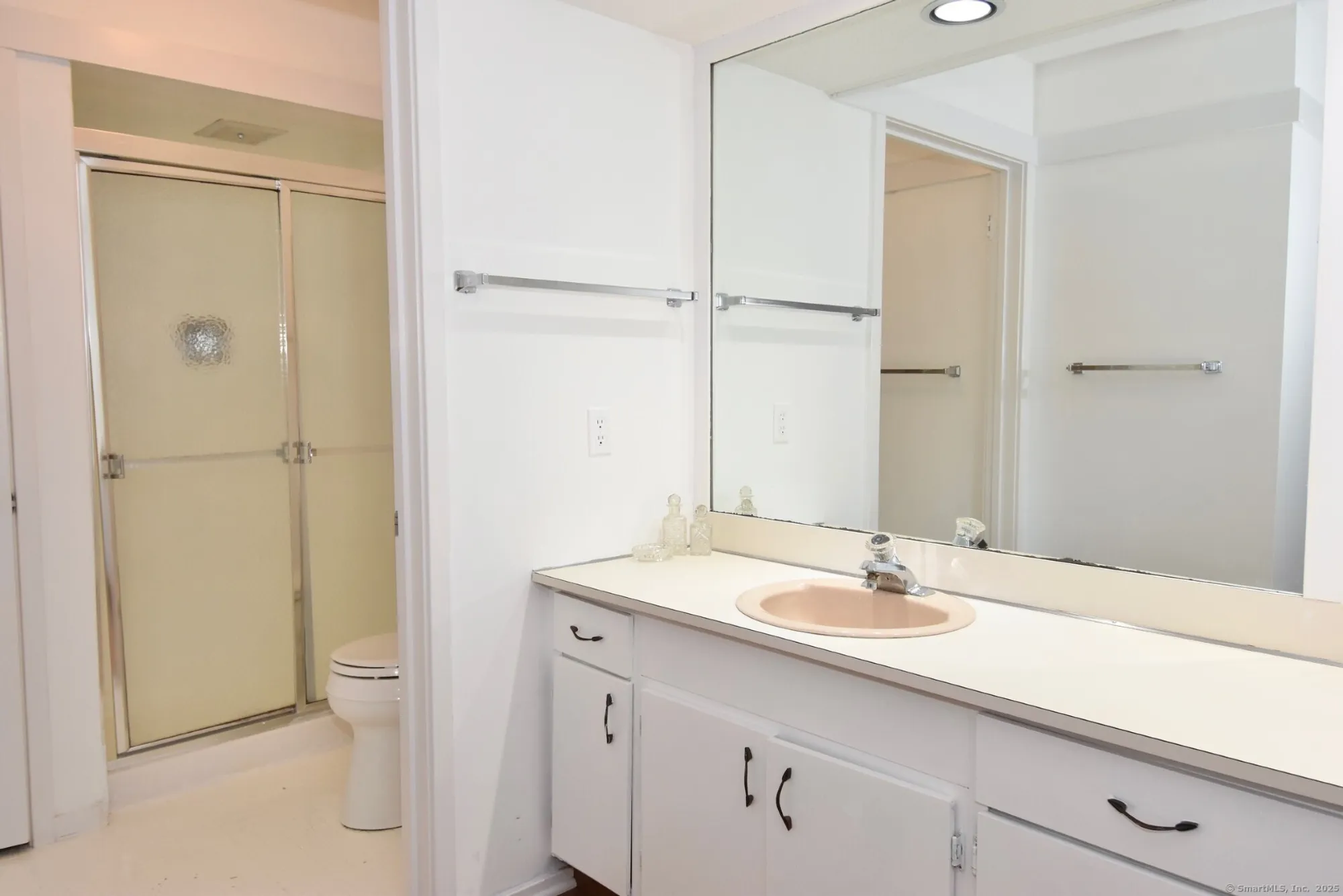 Property Slideshow image 16 of 18 | 132 heritage vlg a, Southbury, CT, 06488