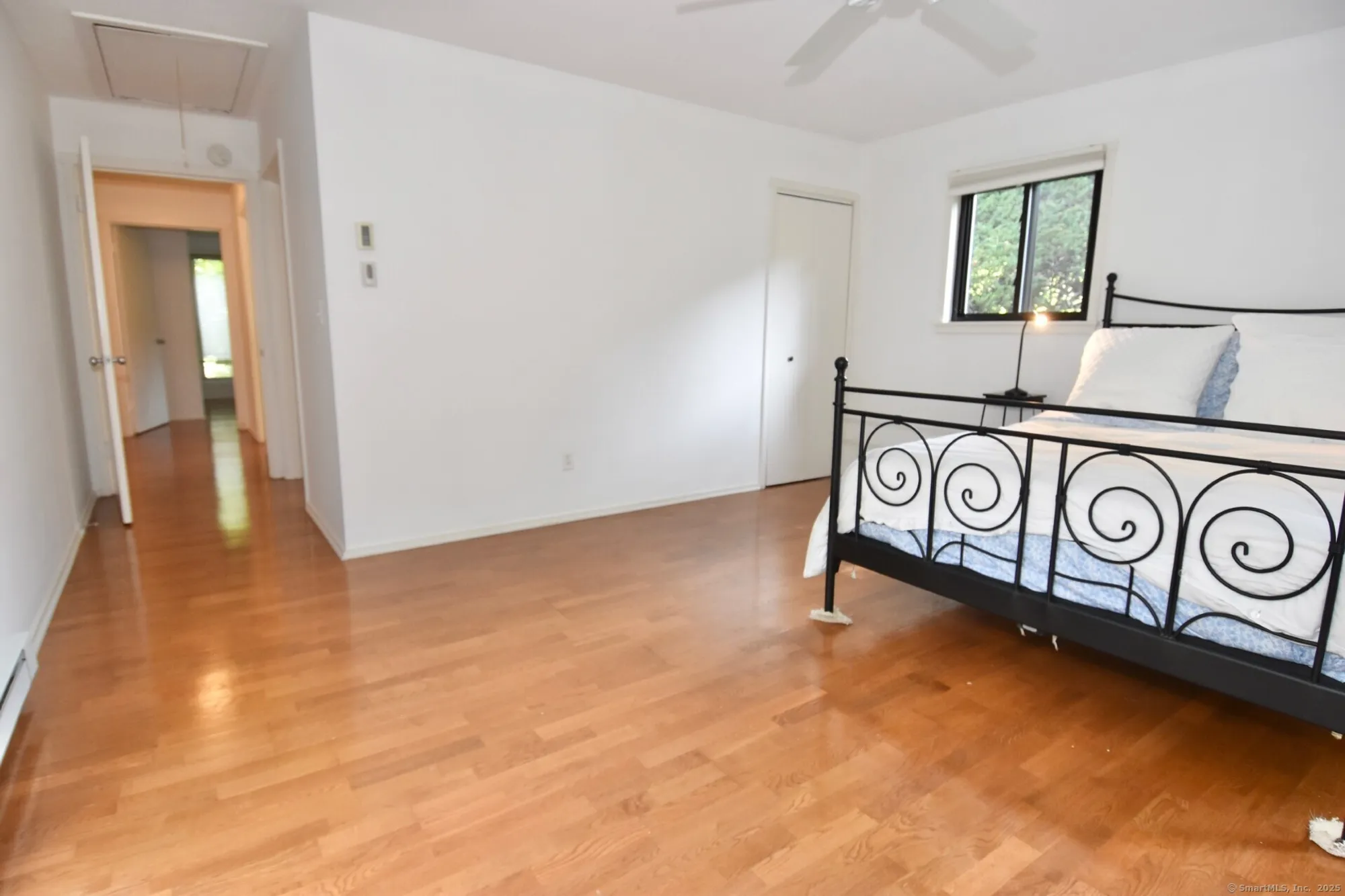 Property Slideshow image 11 of 18 | 132 heritage vlg a, Southbury, CT, 06488