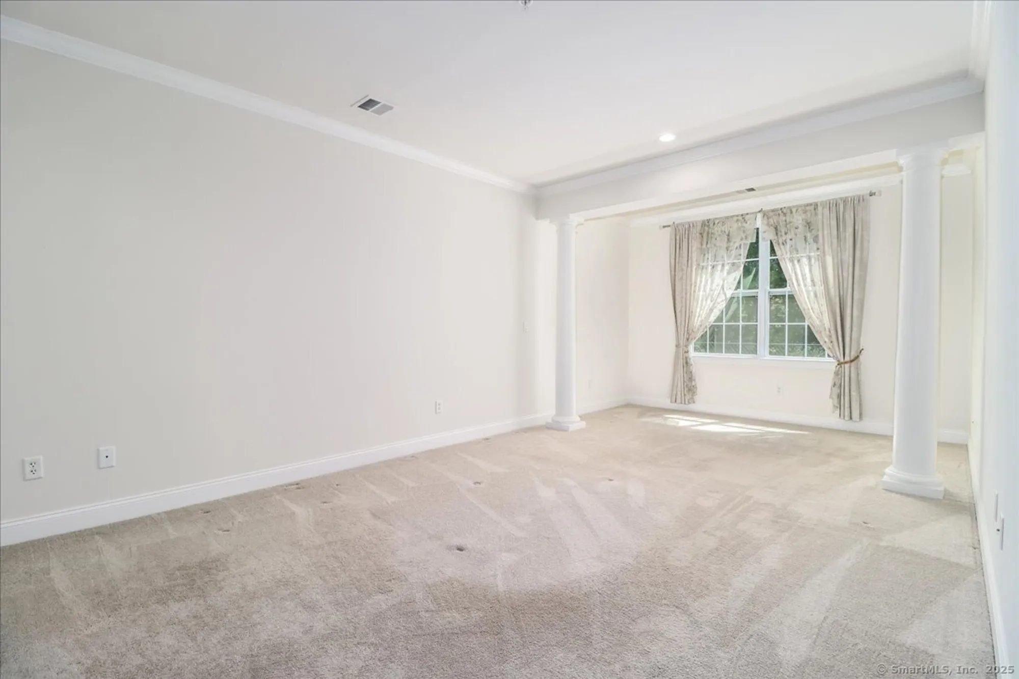 Property Slideshow image 20 of 40 | 603 brookside ct # 603, Newtown, CT, 06470