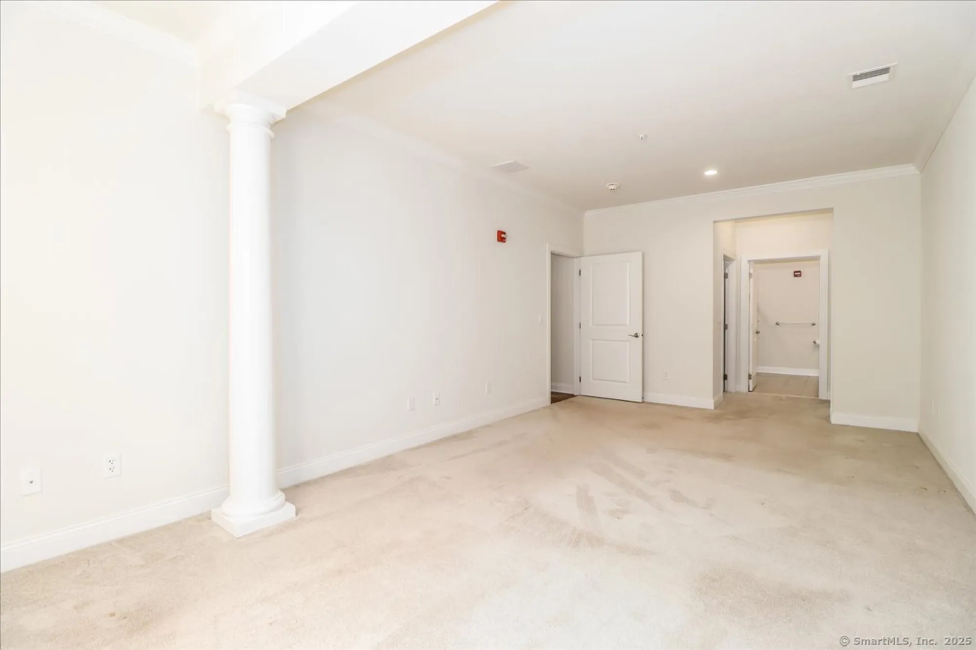 Property Slideshow image 22 of 40 | 603 brookside ct # 603, Newtown, CT, 06470