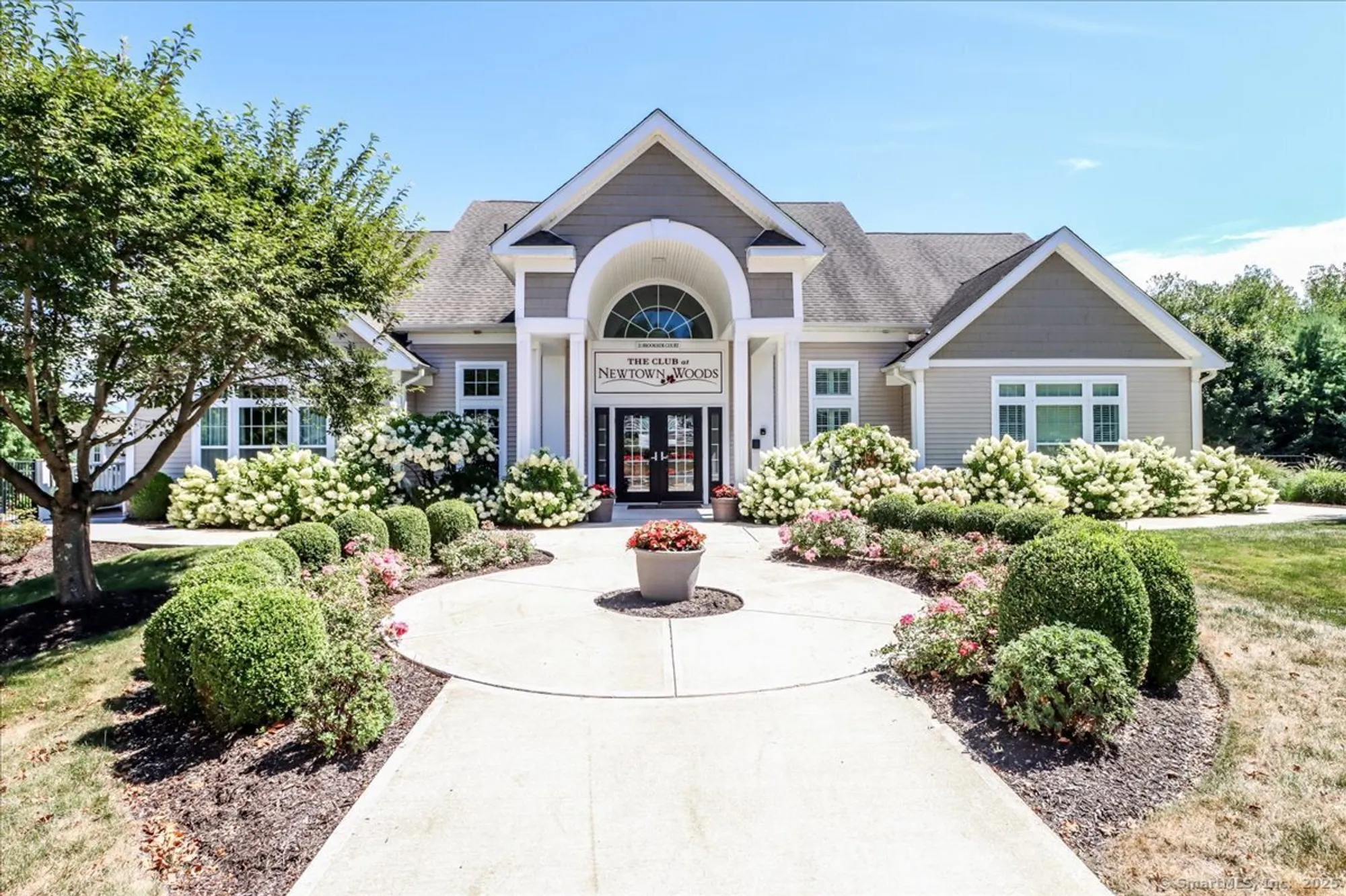 Property Slideshow image 33 of 40 | 603 brookside ct # 603, Newtown, CT, 06470