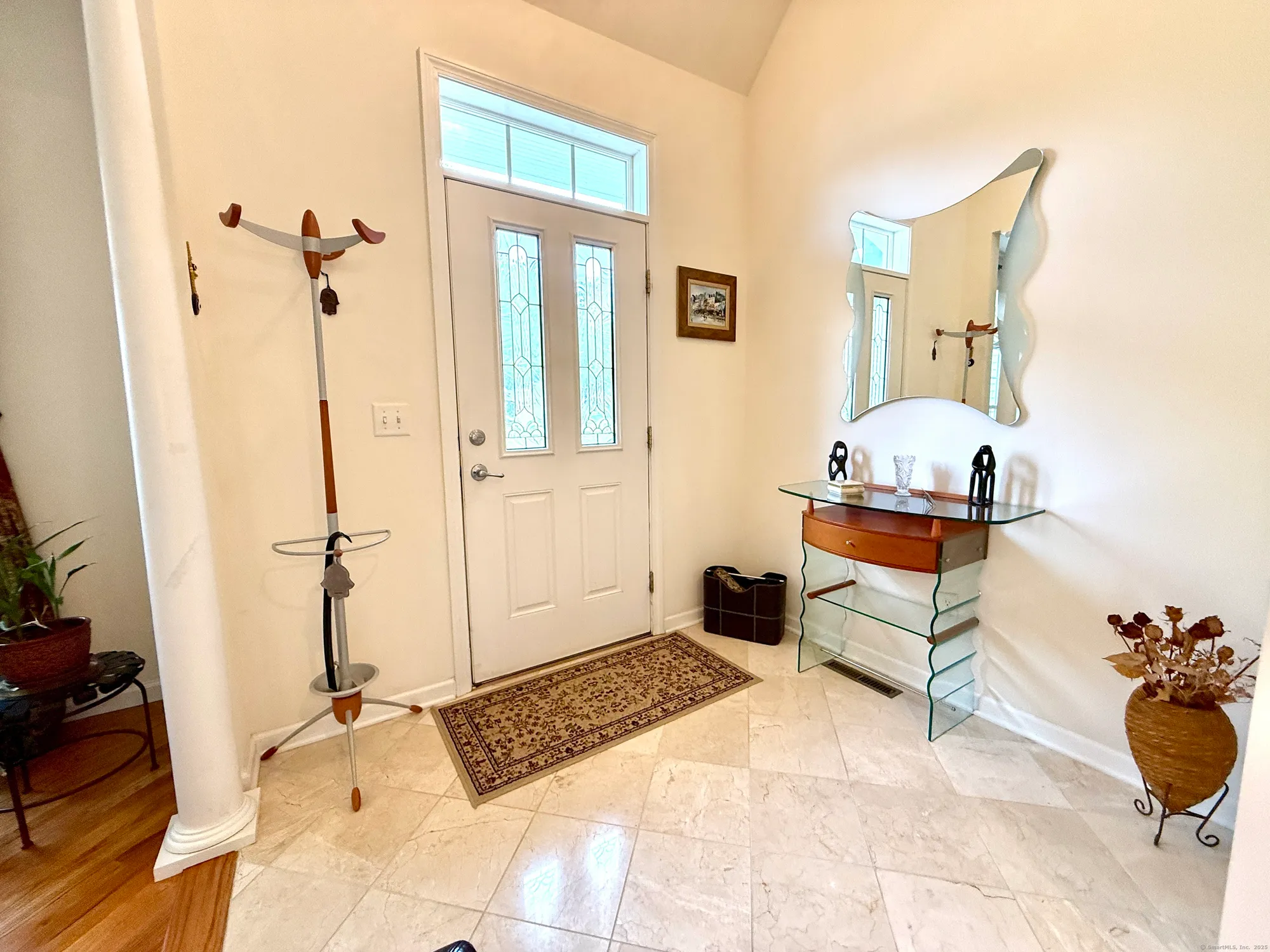Property Slideshow image 2 of 40 | 18 fieldstone ln # 18, Beacon Falls, CT, 06403