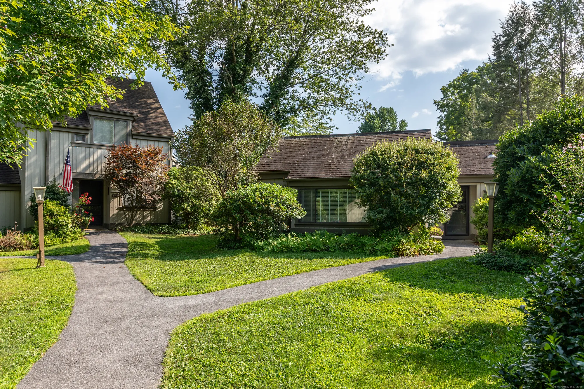 Property Slideshow image 15 of 16 | 575 heritage vlg a, Southbury, CT, 06488