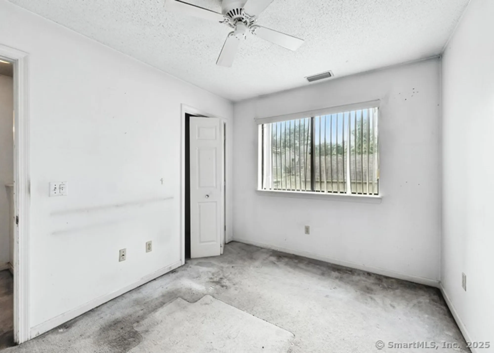 Property Slideshow image 13 of 19 | 6 wild rose ct # 6, Bloomfield, CT, 06002