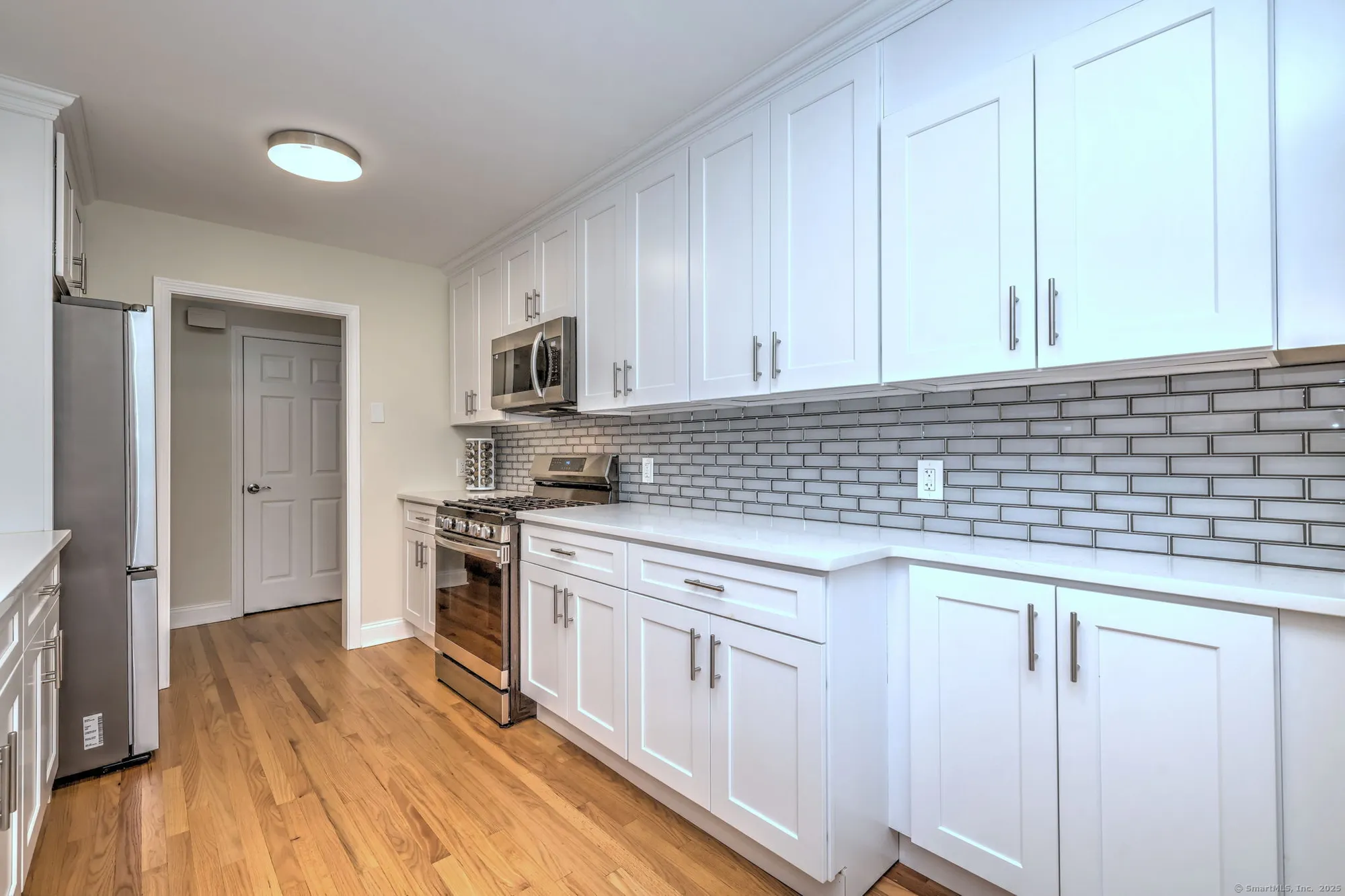 Property Slideshow image 17 of 39 | 193 bayfield ln b, Stratford, CT, 06614