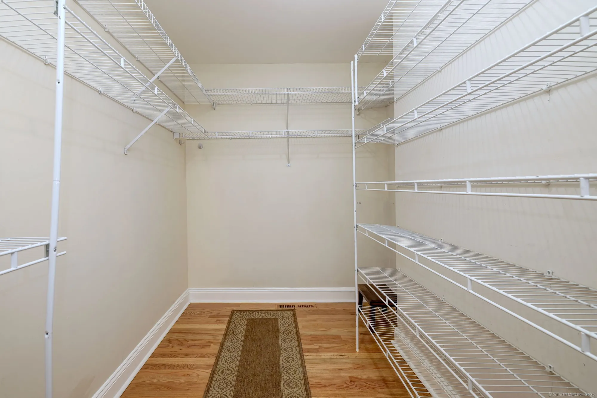 Property Slideshow image 23 of 39 | 193 bayfield ln b, Stratford, CT, 06614