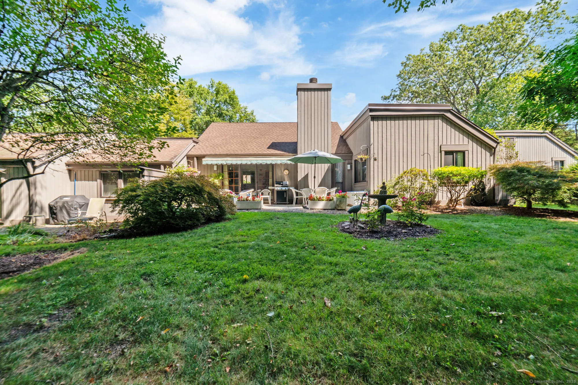 Property Slideshow image 10 of 40 | 890 heritage vlg a, Southbury, CT, 06488