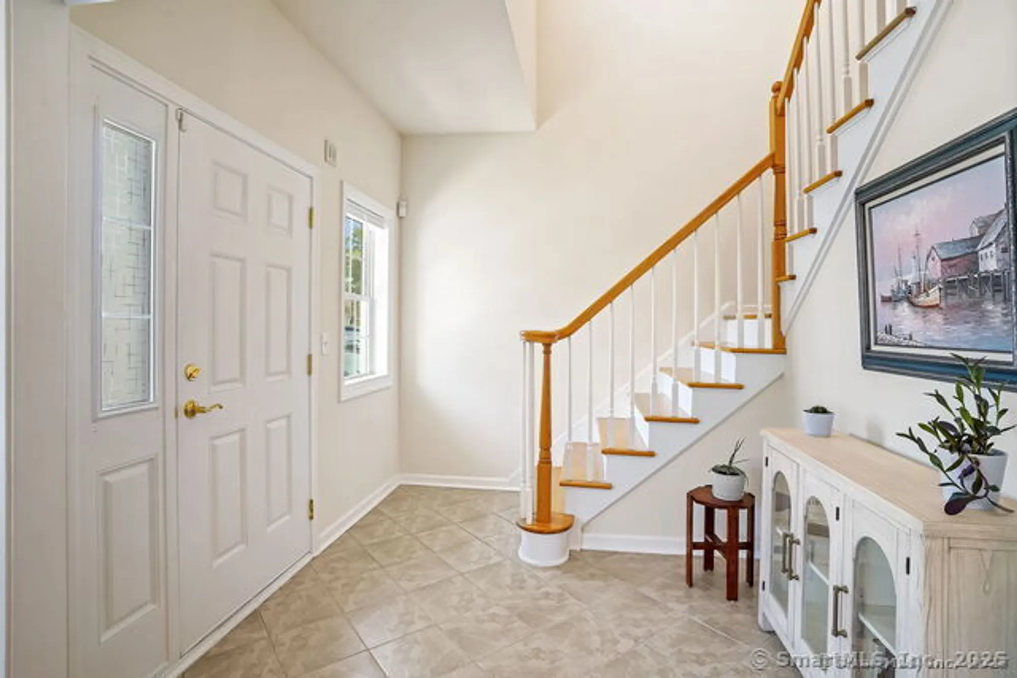 Property Slideshow image 2 of 35 | 10 lucius ct # 10, Milford, CT, 06461