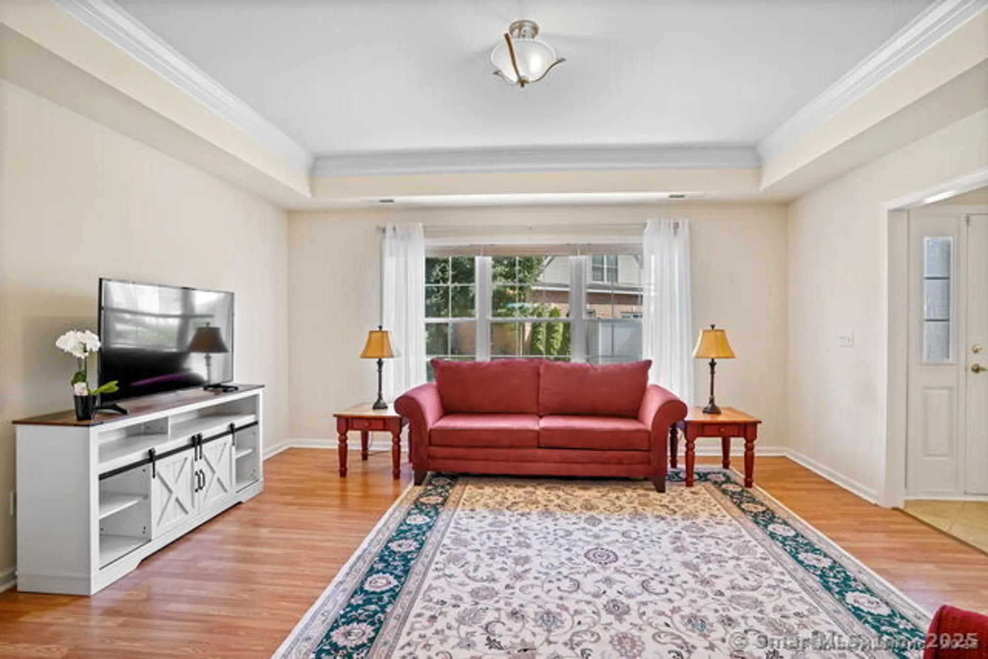 Property Slideshow image 4 of 35 | 10 lucius ct # 10, Milford, CT, 06461