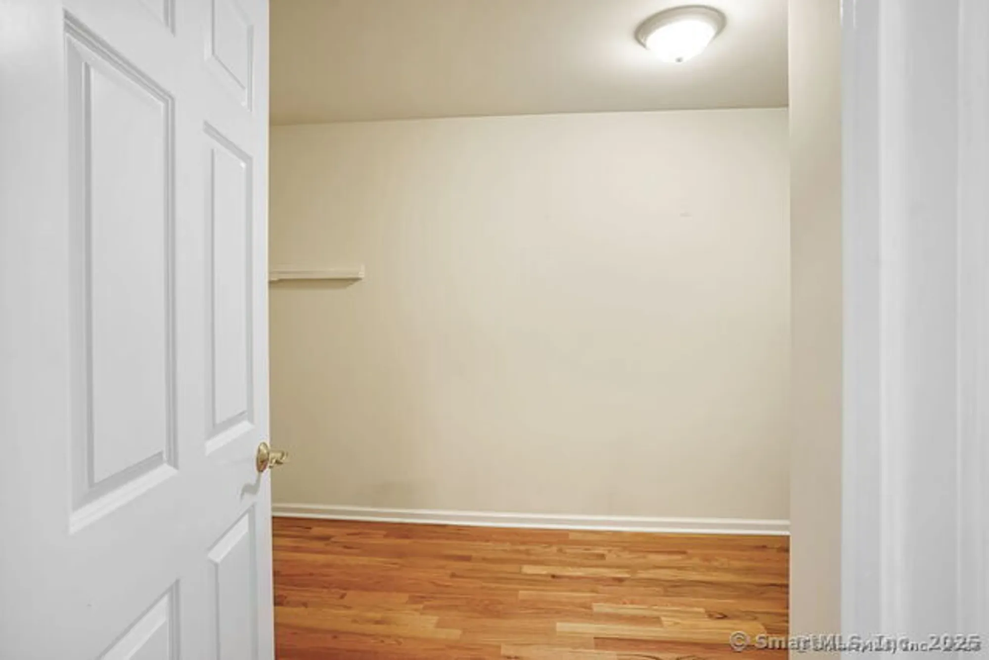 Property Slideshow image 28 of 35 | 10 lucius ct # 10, Milford, CT, 06461