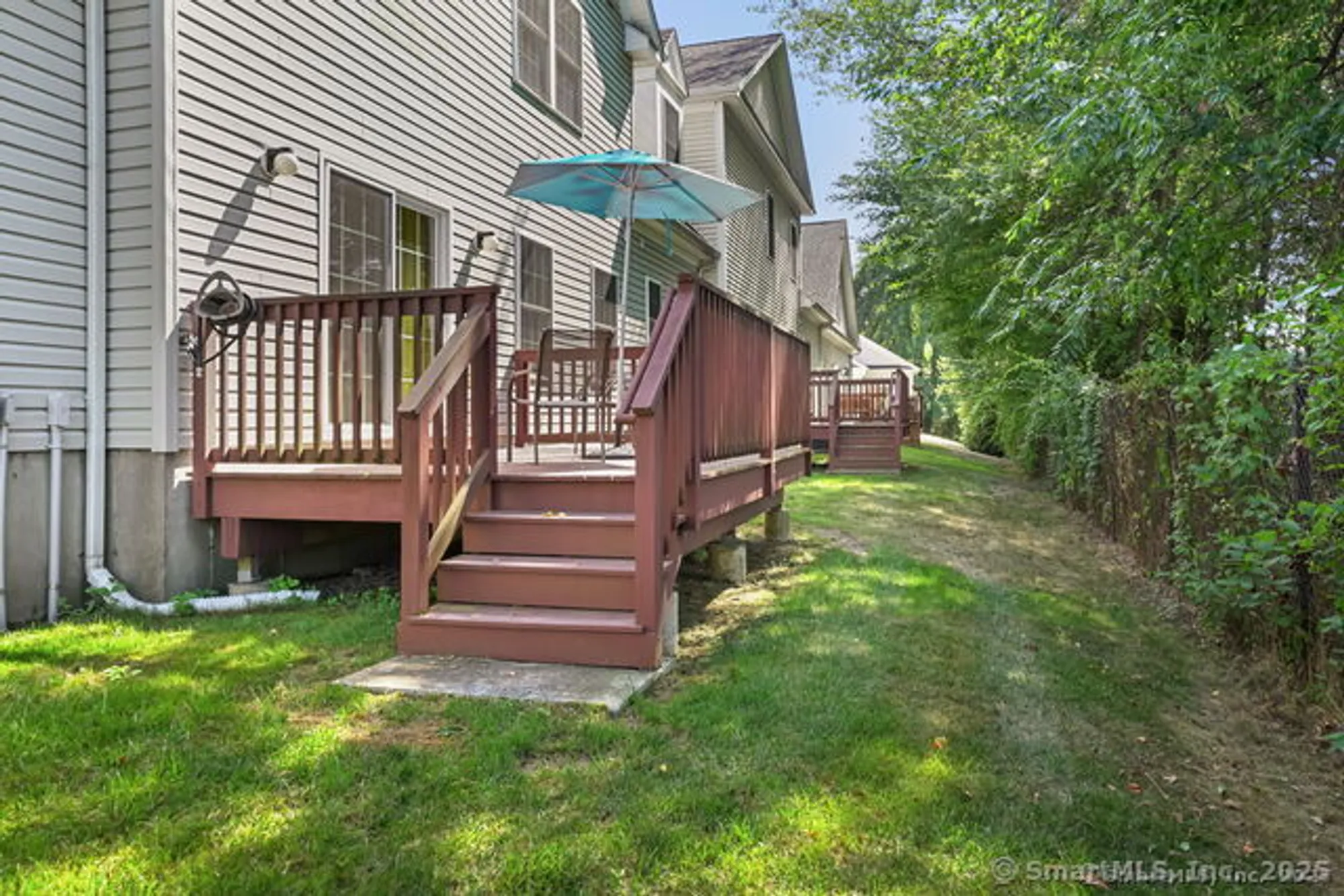 Property Slideshow image 32 of 35 | 10 lucius ct # 10, Milford, CT, 06461
