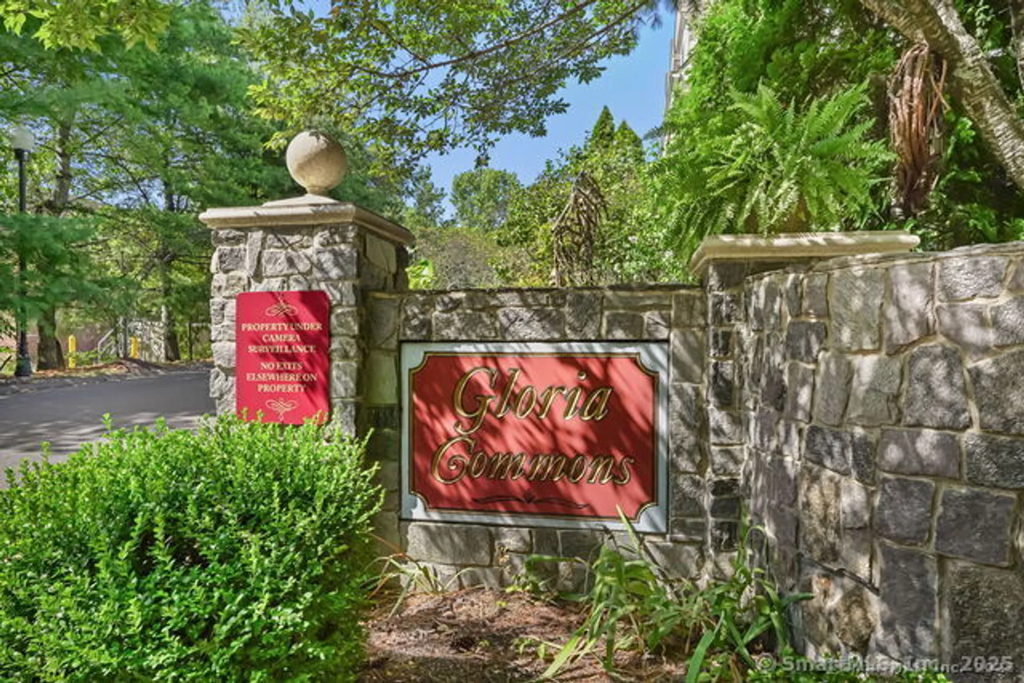 Property Slideshow image 33 of 35 | 10 lucius ct # 10, Milford, CT, 06461