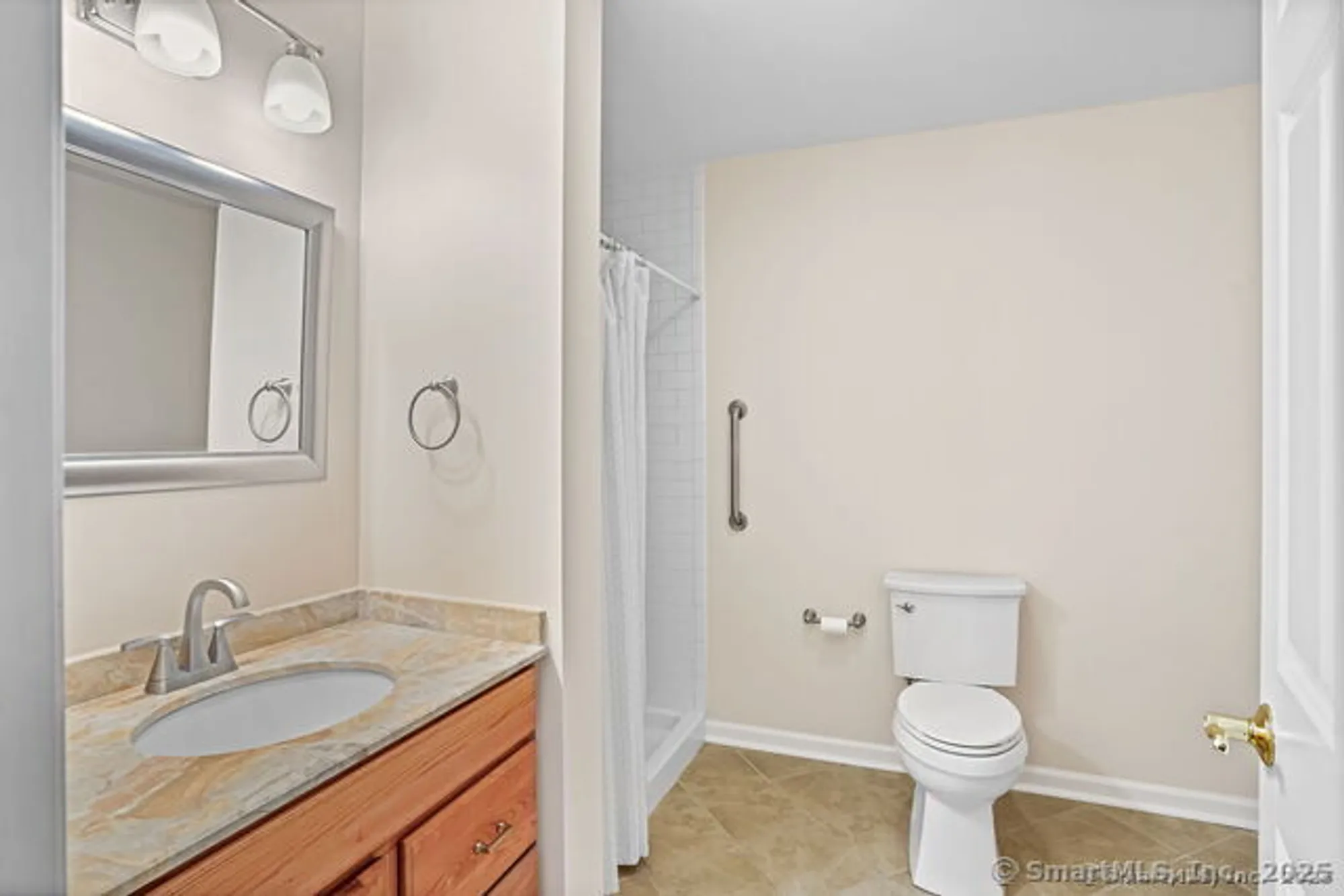Property Slideshow image 17 of 35 | 10 lucius ct # 10, Milford, CT, 06461