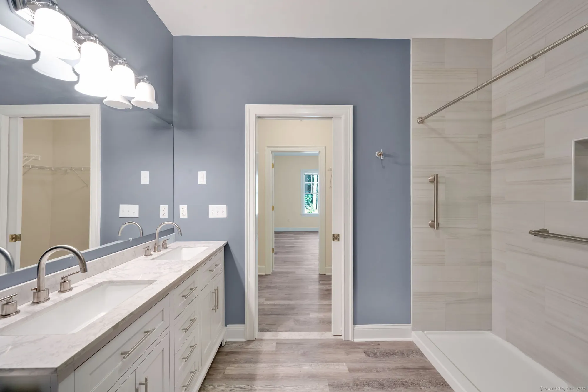Property Slideshow image 27 of 39 | 17 cherry tree ln # 17, Avon, CT, 06001
