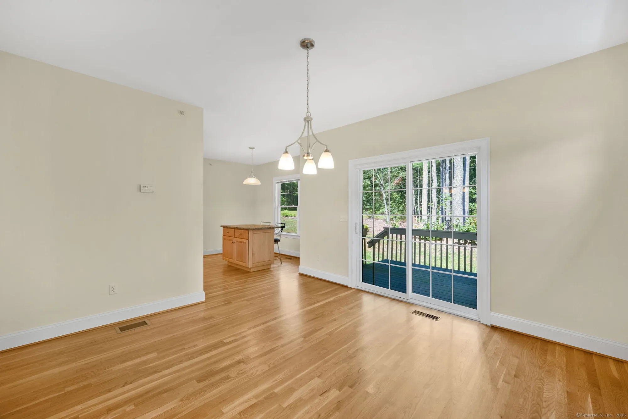 Property Slideshow image 15 of 39 | 17 cherry tree ln # 17, Avon, CT, 06001