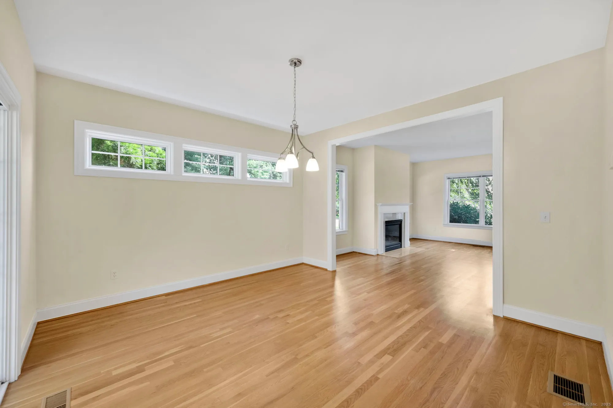 Property Slideshow image 17 of 39 | 17 cherry tree ln # 17, Avon, CT, 06001