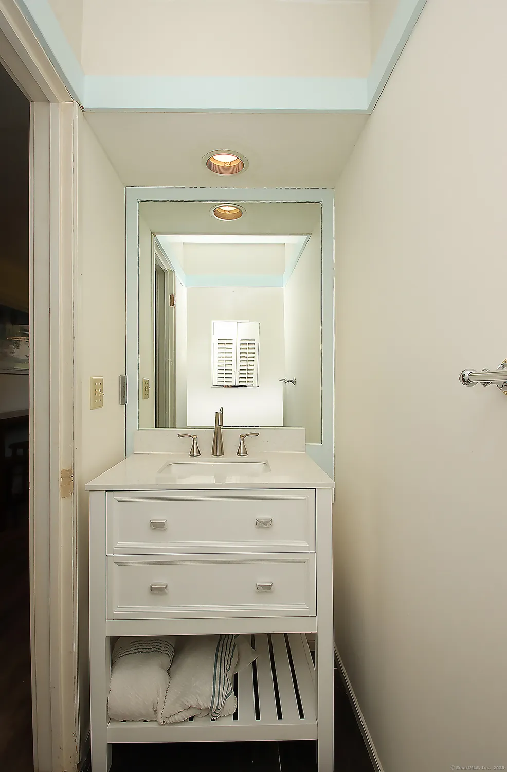 Property Slideshow image 8 of 24 | 192 heritage vlg c, Southbury, CT, 06488