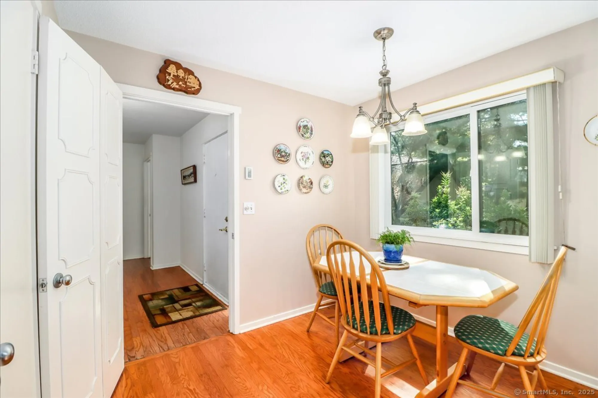 Property Slideshow image 8 of 23 | 919 heritage vlg b, Southbury, CT, 06488