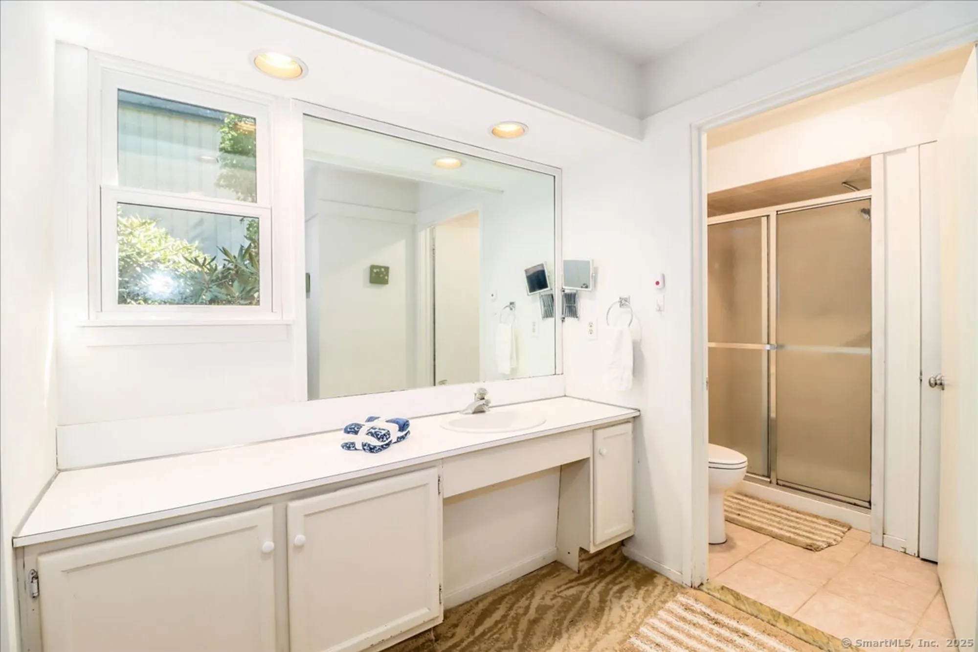 Property Slideshow image 16 of 23 | 919 heritage vlg b, Southbury, CT, 06488
