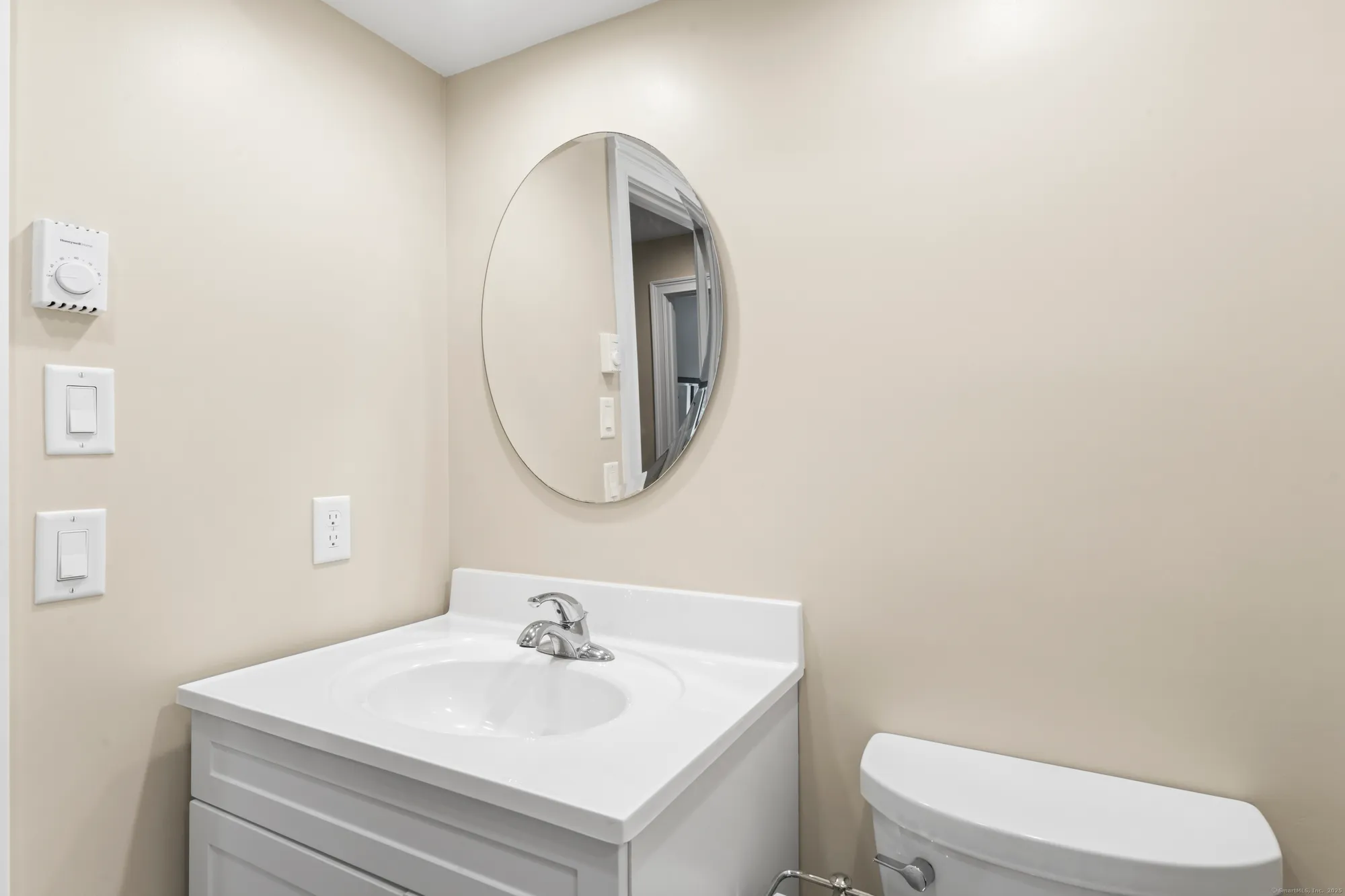 Property Slideshow image 30 of 40 | 12 heritage crst a, Southbury, CT, 06488